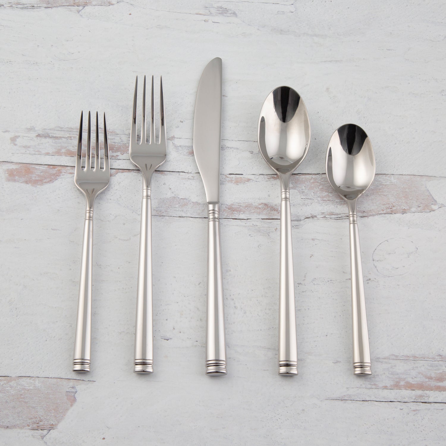 Emmy Mirror 18/10 Stainless Steel Flatware Set - 20 Piece Service for 4