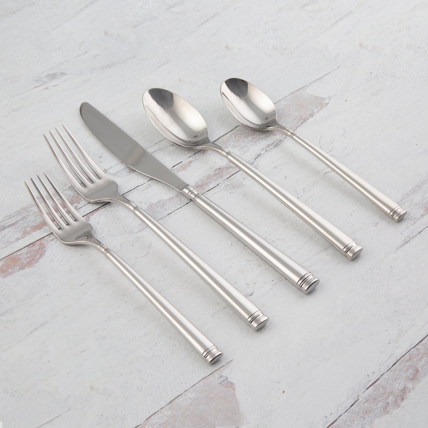 Emmy Mirror 18/10 Stainless Steel Flatware Set - 20 Piece Service for 4