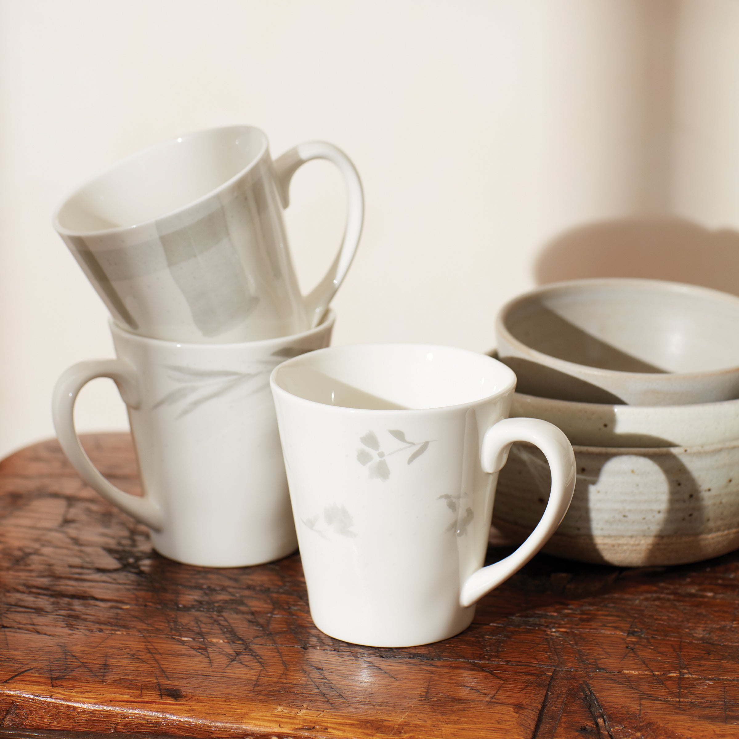 Oyster Bay Porcelain Mugs Set of 4 - Minimalist Watercolor Design