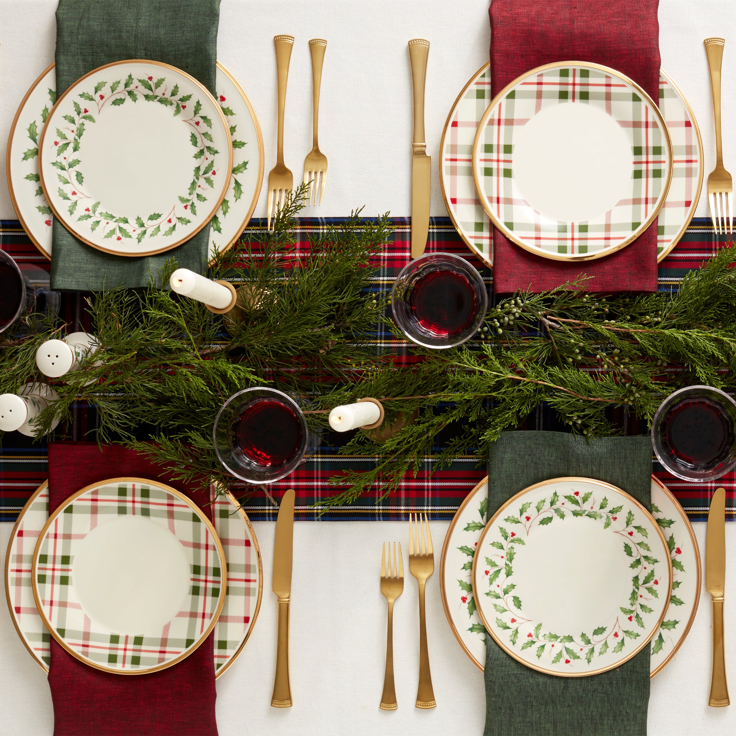 Porcelain Holiday Dinnerware Set with Gold Accents - 12-Piece