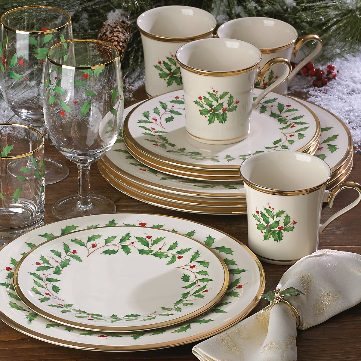 Porcelain Holiday Dinnerware Set with Gold Accents - 12-Piece