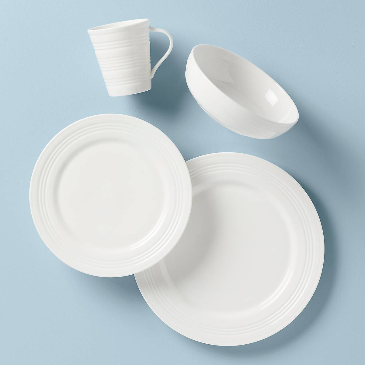 Tin Can Alley 4-Piece Dinnerware Set - Microwave & Dishwasher Safe