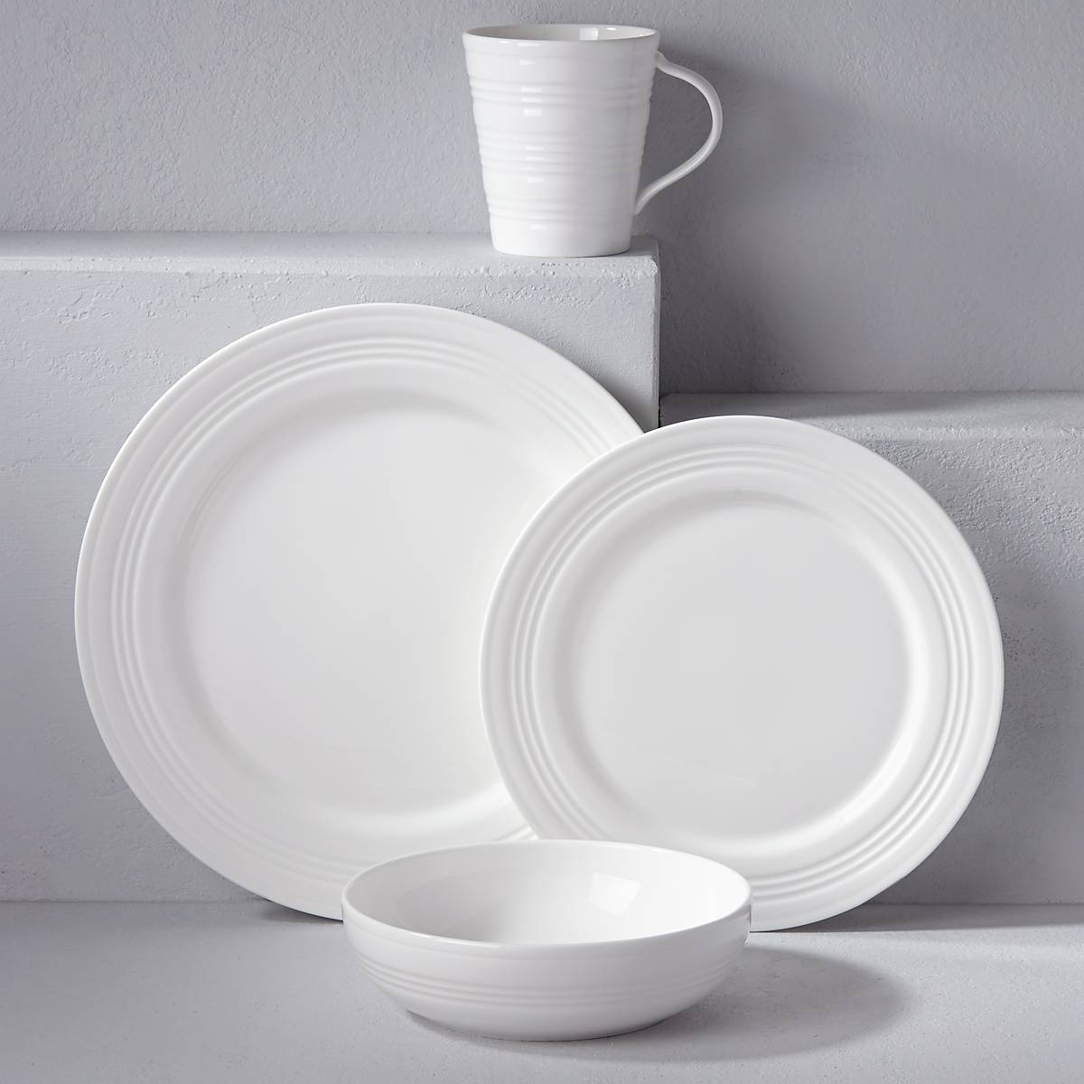 Tin Can Alley 4-Piece Dinnerware Set - Microwave & Dishwasher Safe