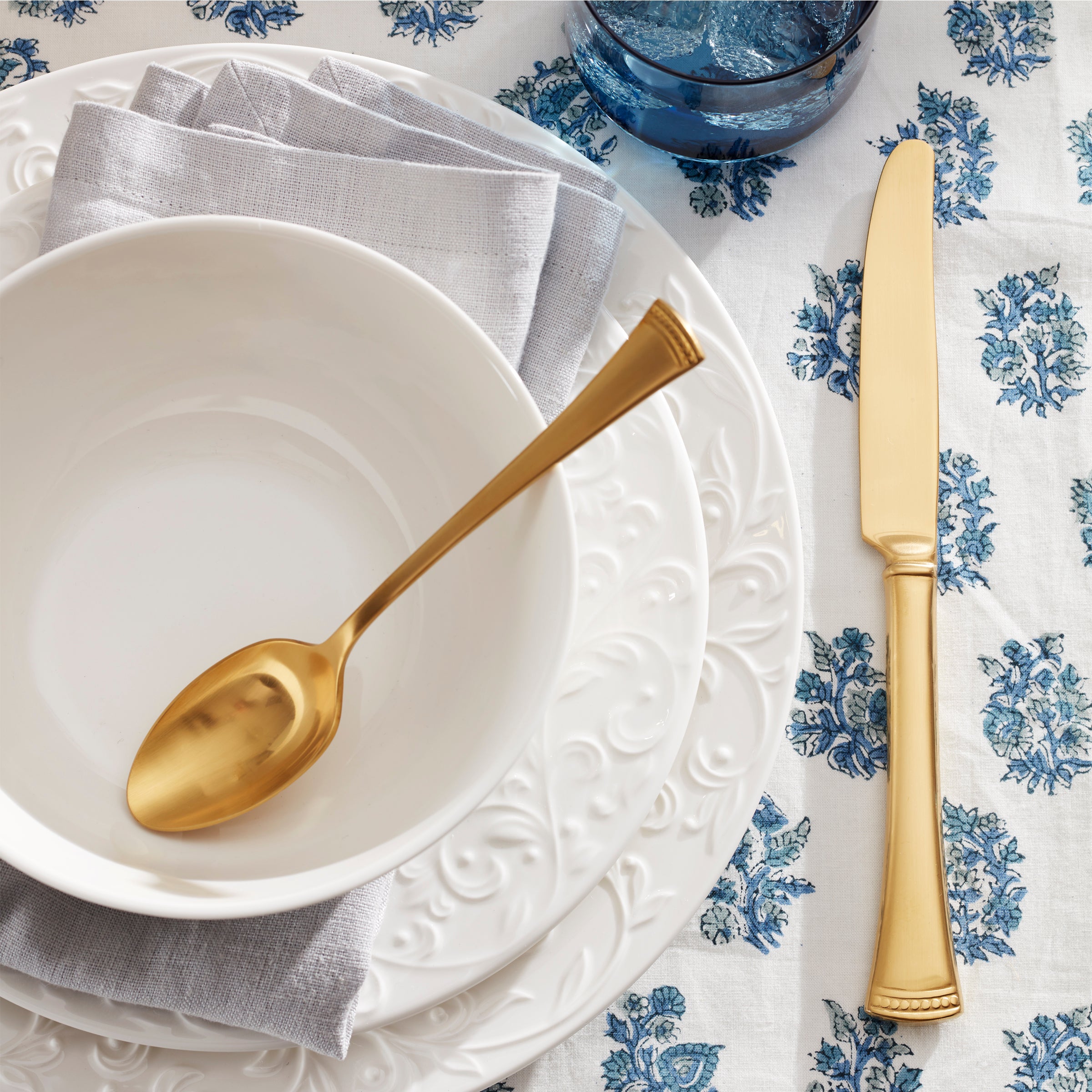 Opal Innocence Carved Porcelain Dinnerware Set - 4-Piece Place Setting