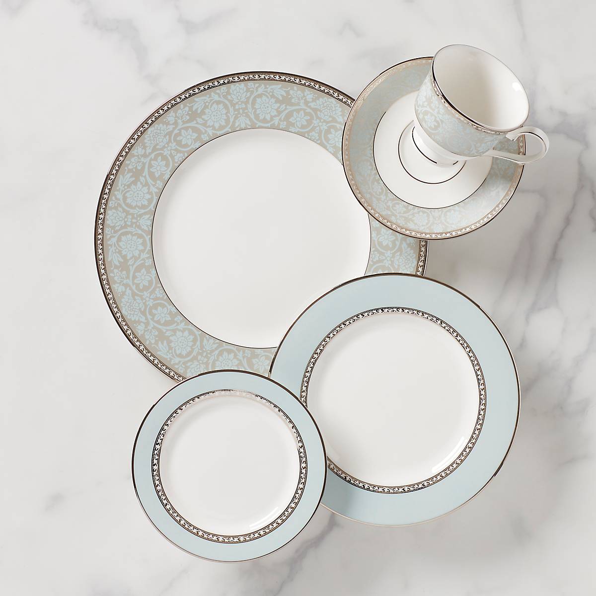 Westmore Platinum Lace Sky Blue Bone China 5-Piece Place Setting