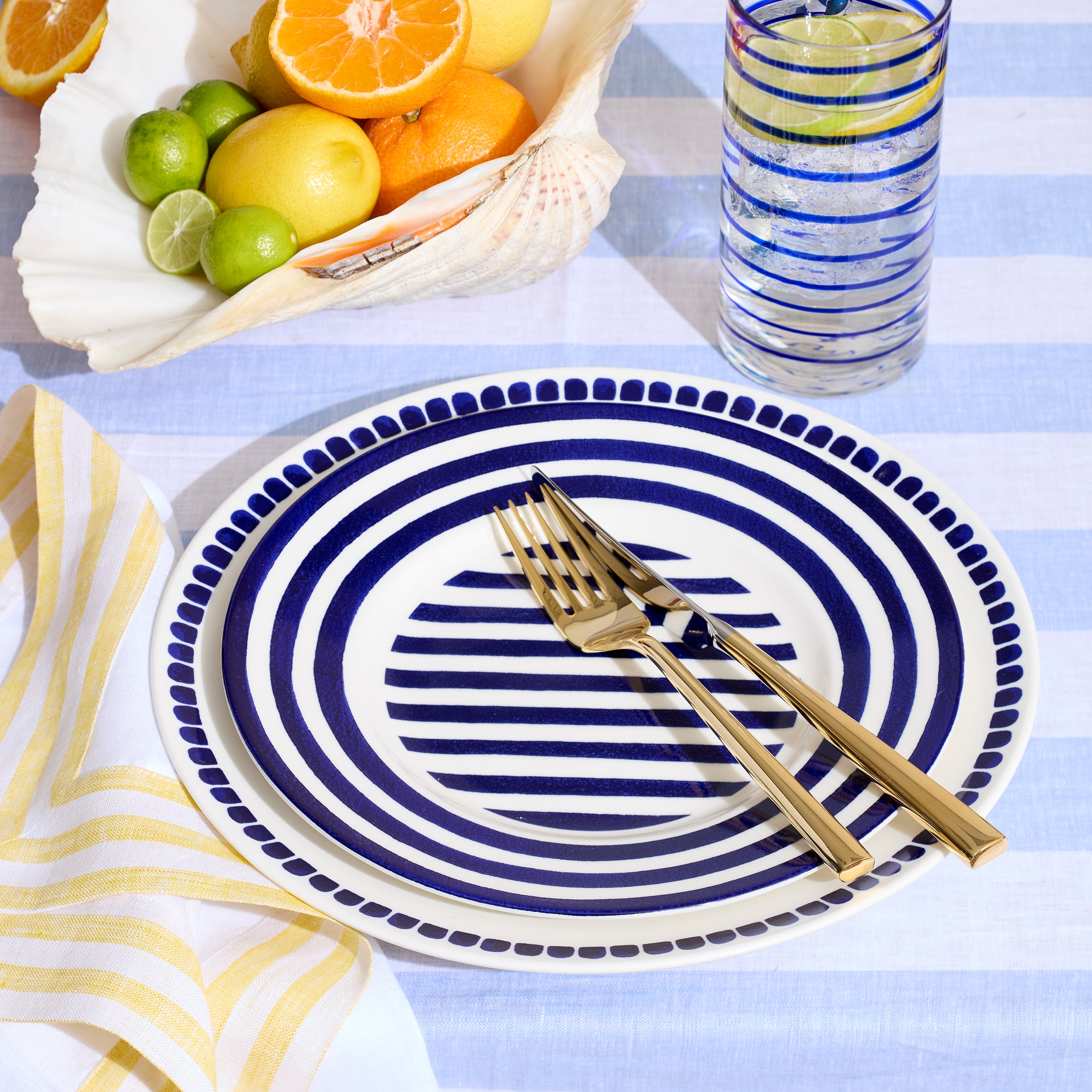 Charlotte Street North Porcelain Dinnerware Set - 4-Piece Place Setting