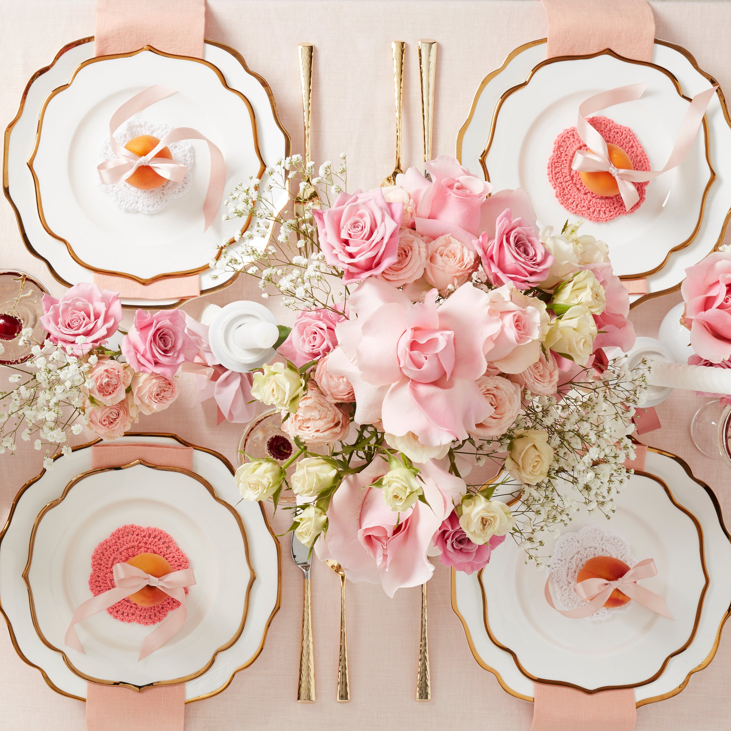 Contempo Luxe Porcelain Dinnerware Set with Gold Trim - 4-Piece Place Setting