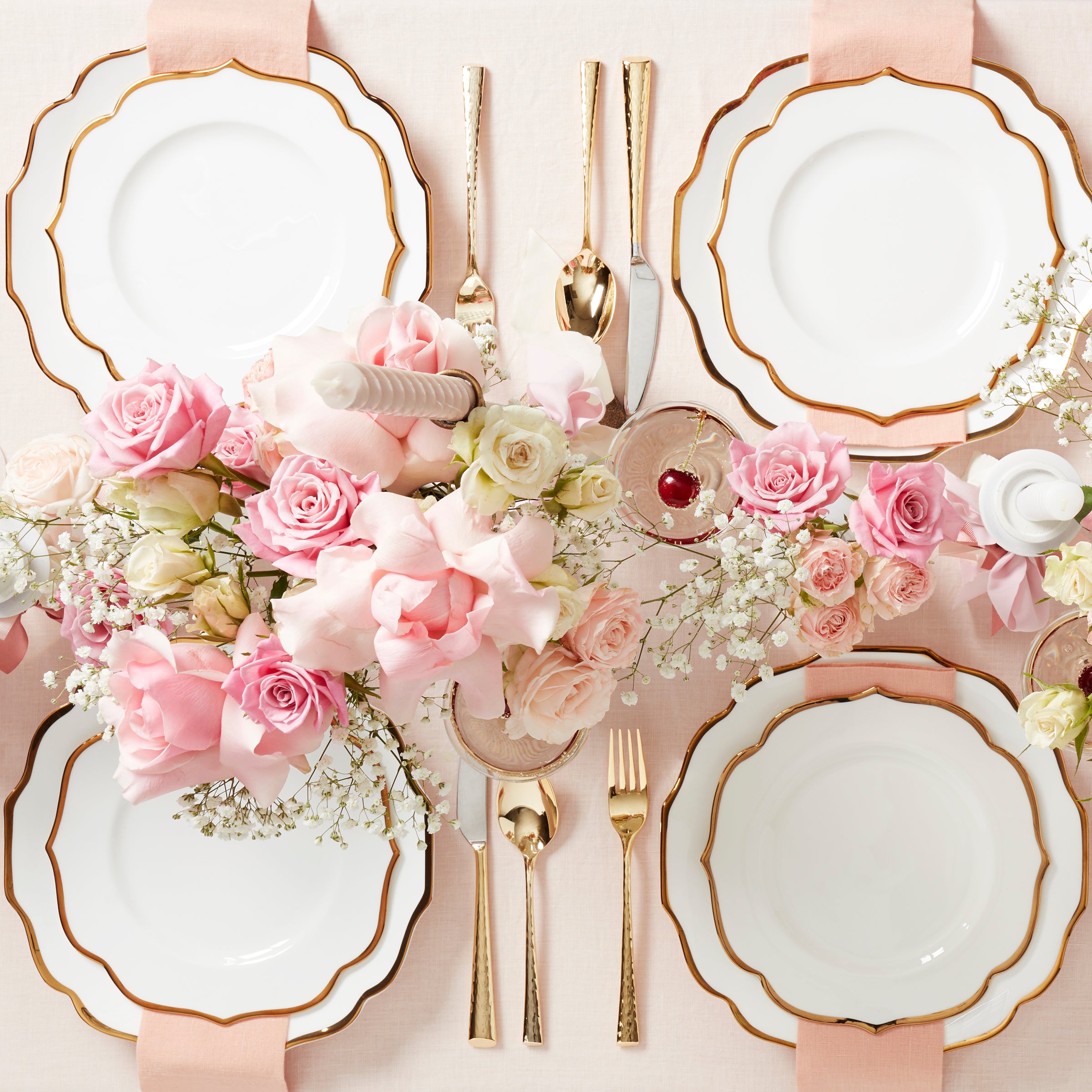 Contempo Luxe Porcelain Dinnerware Set with Gold Trim - 4-Piece Place Setting