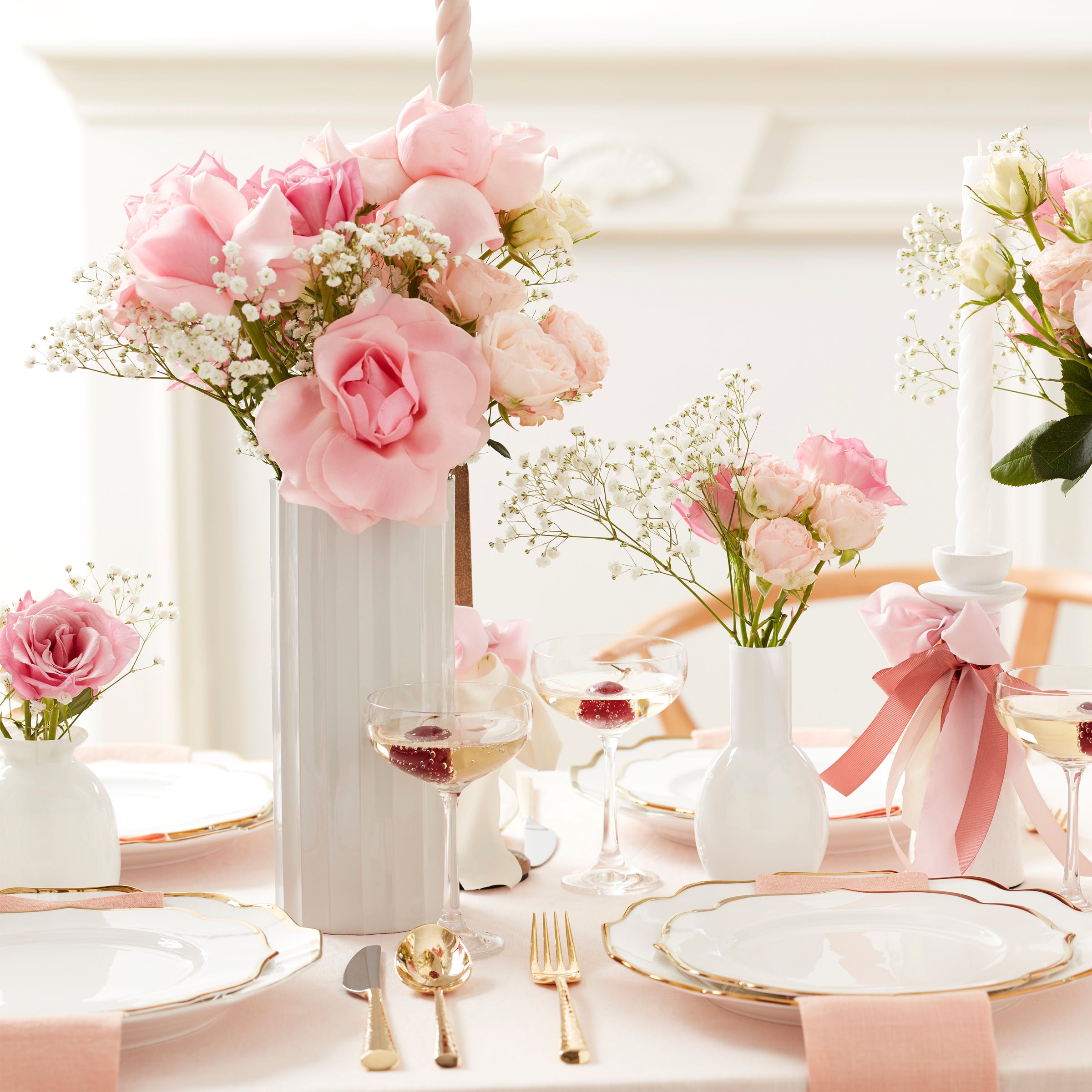 Contempo Luxe Porcelain Dinnerware Set with Gold Trim - 4-Piece Place Setting