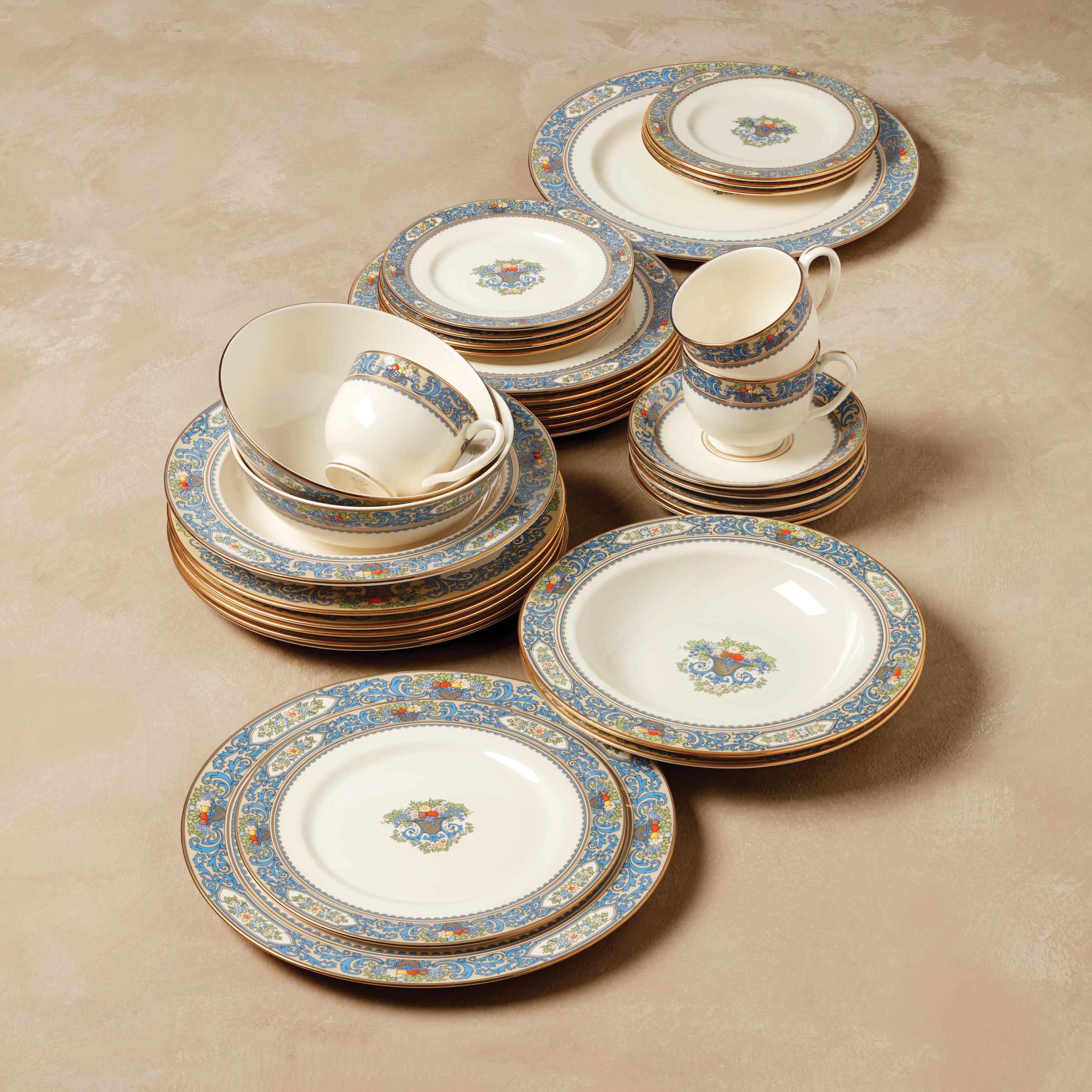 Autumn Porcelain Dinner Plate with 24k Gold Accents