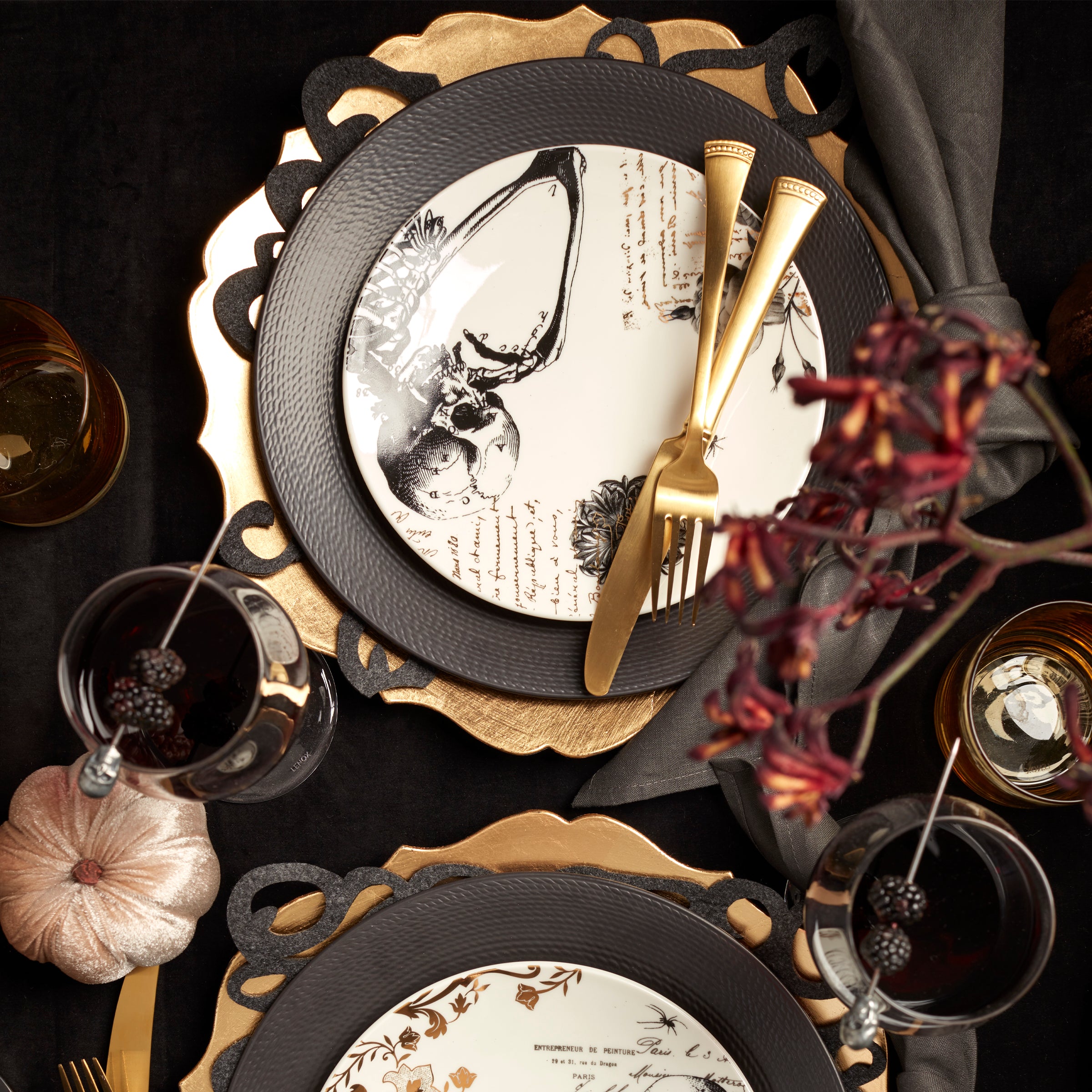 LX Collective Matte Black Dinner Plates - Set of 4 Textured Modern Tableware