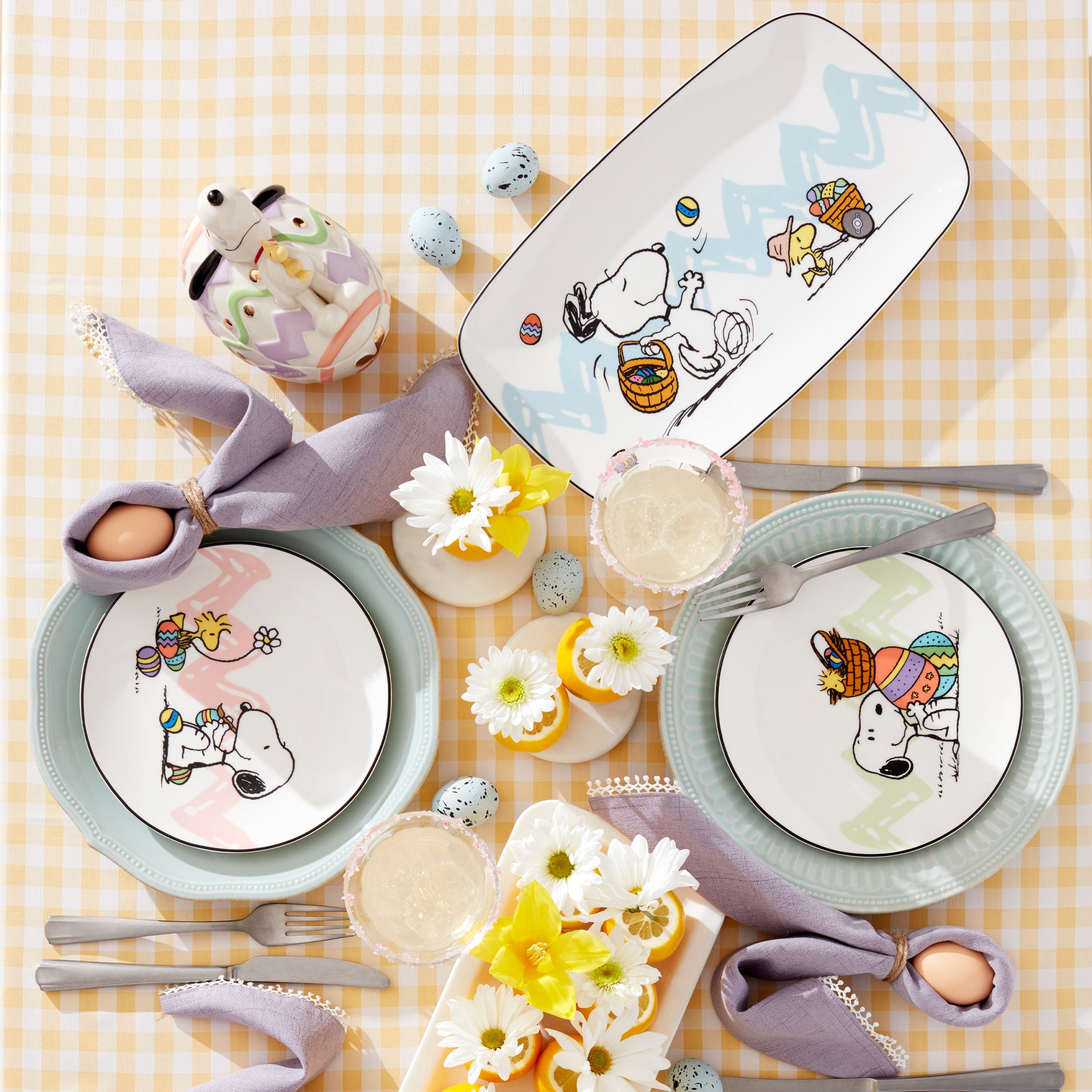 Snoopy Easter Serving Tray with Woodstock Design
