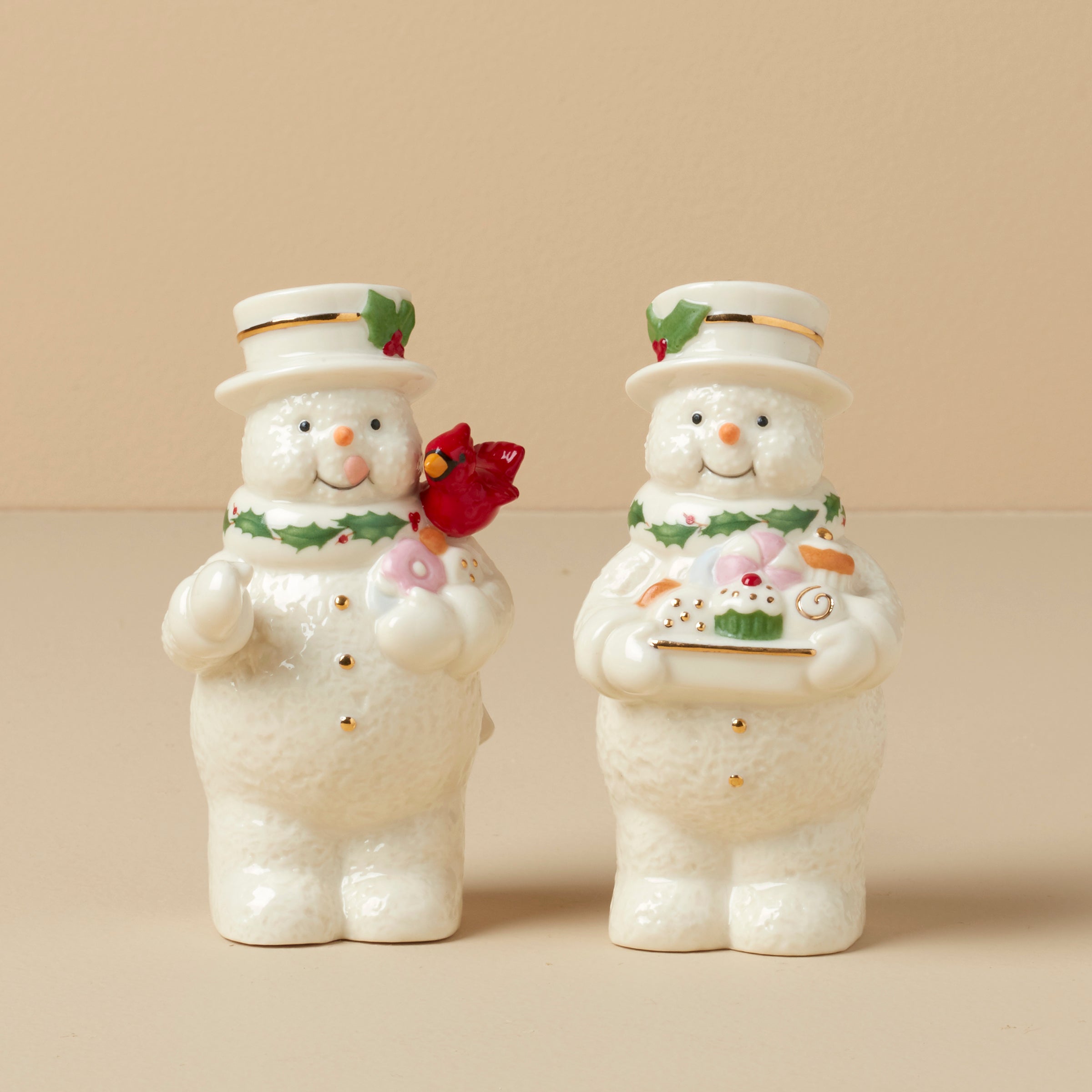 Festive Snowmen Salt and Pepper Shakers Set - Happy Holly Days