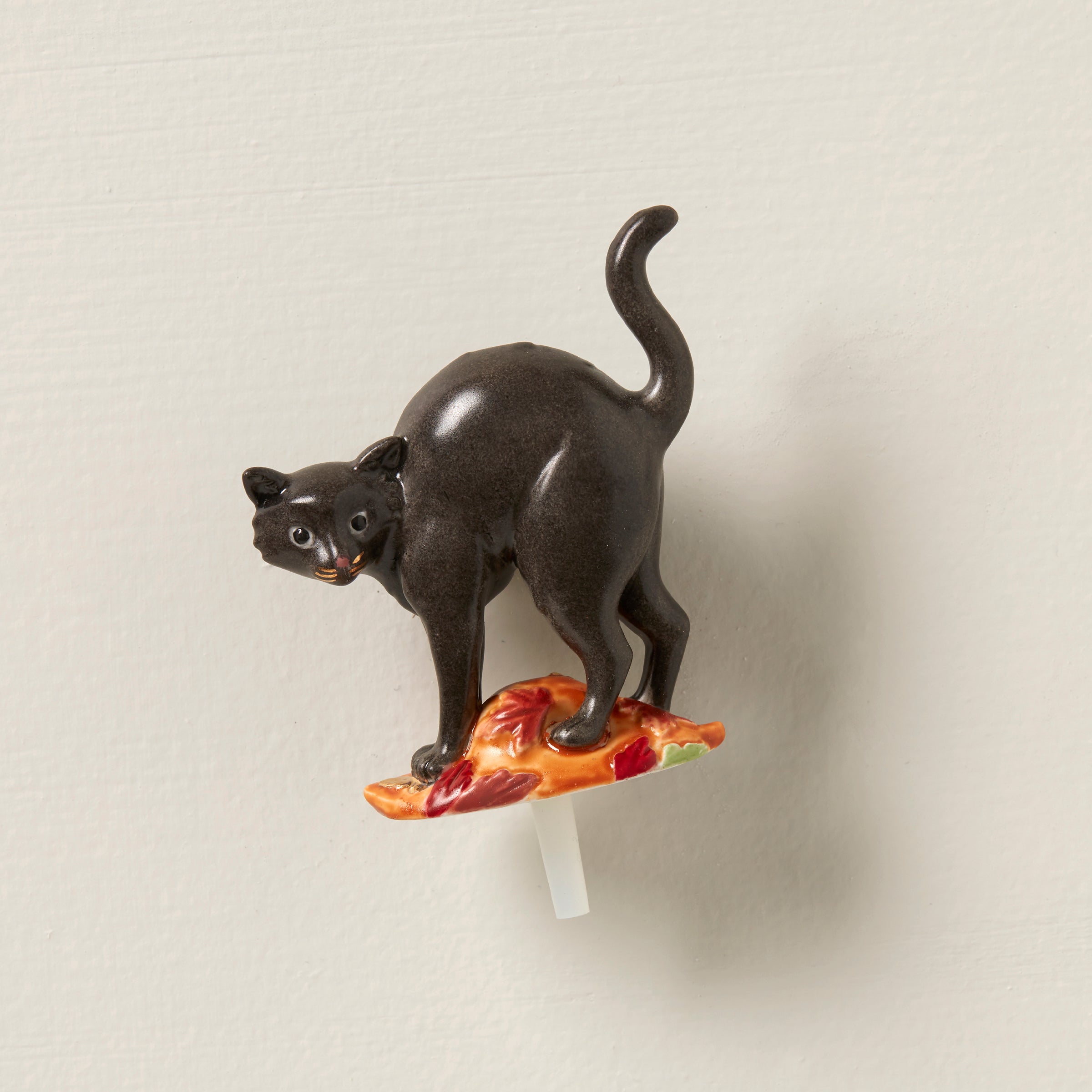 Spooky Cat Plate Popper - Halloween Table Decor by Profile Poppers
