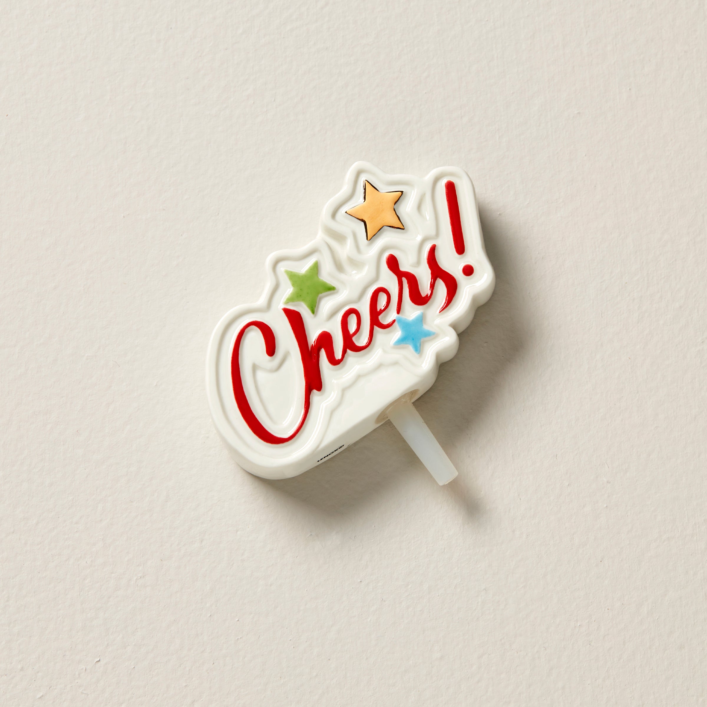 Cheers Party Popper for Profile Serveware – Compact & Festive