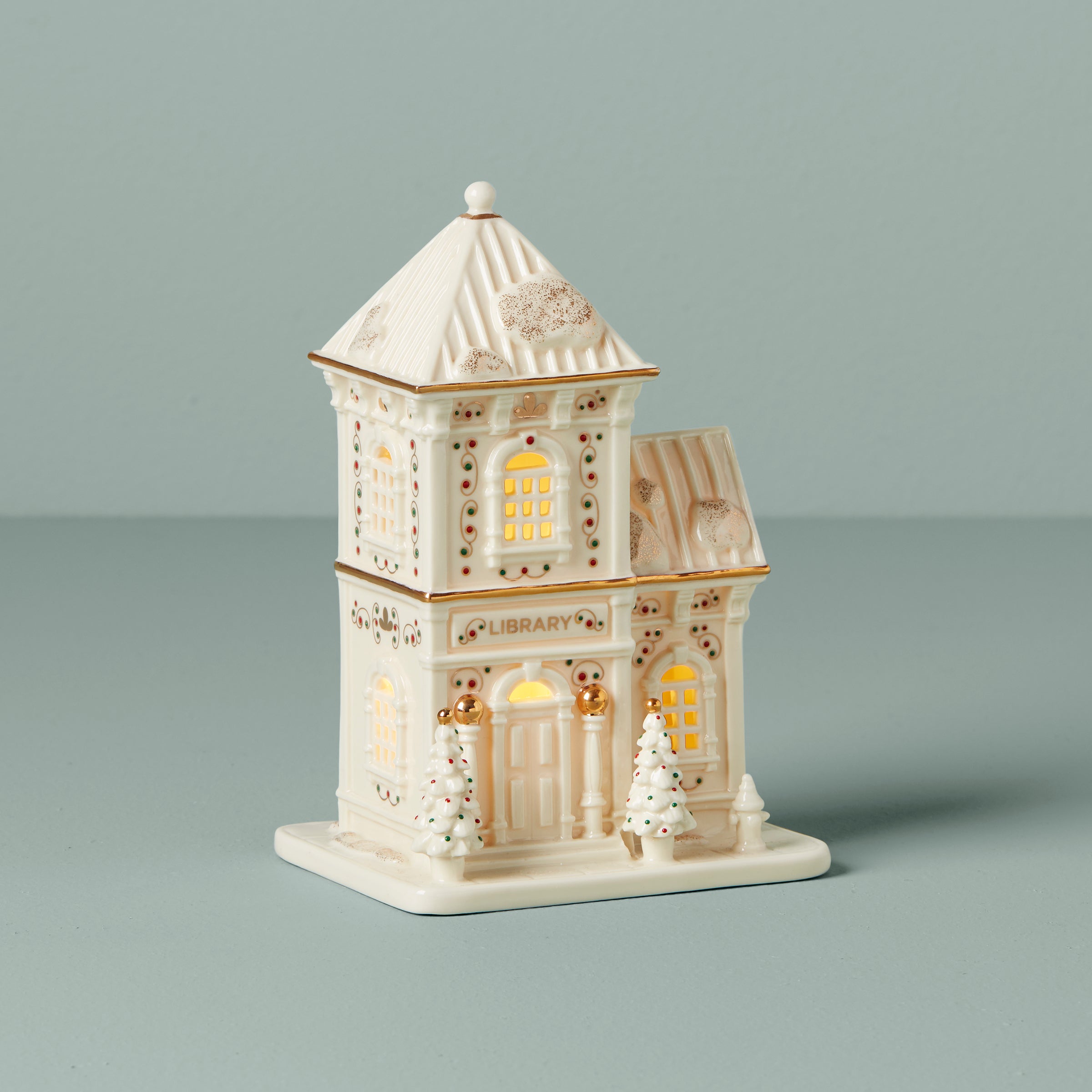 Light-Up Mistletoe Park Library Figurine with Gold Accents