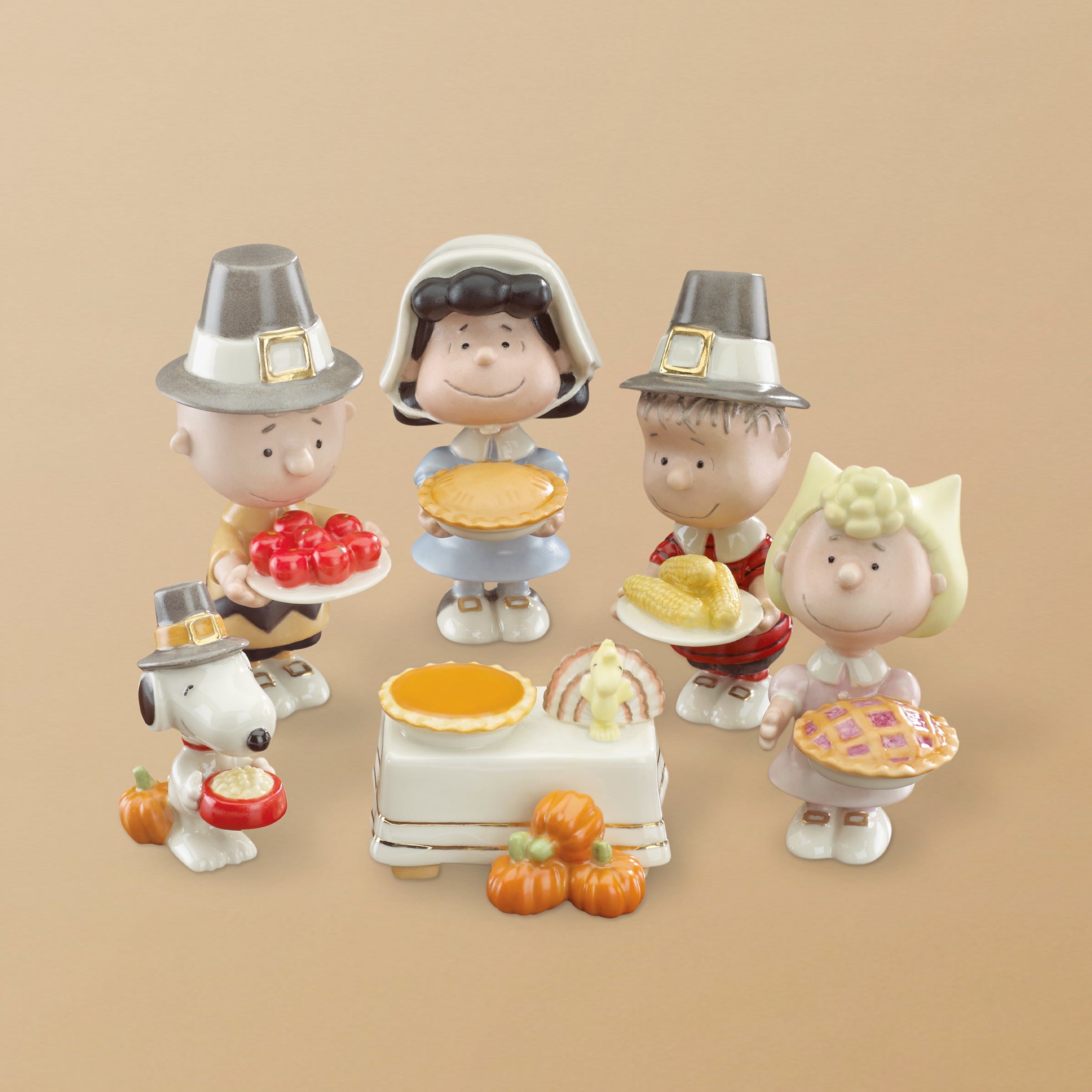 Peanuts Thanksgiving Figurine Set - 6-Piece Hand-Painted China