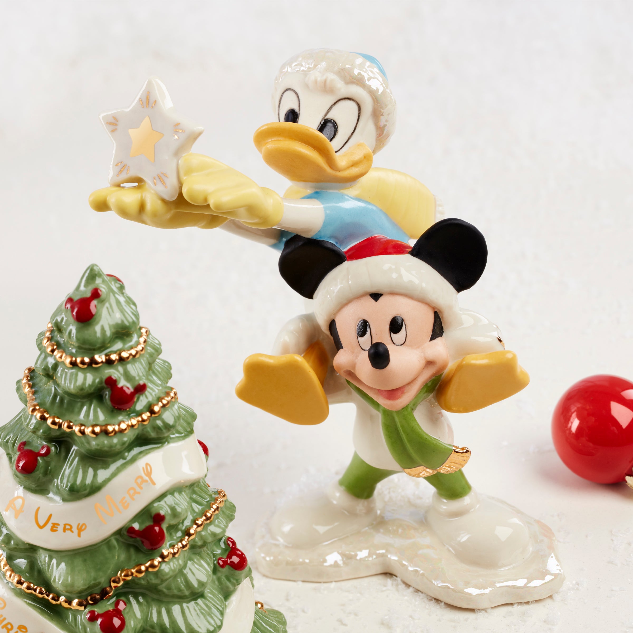 Disney Christmas Figurine Set - Mickey & Minnie Mouse 5-Piece Collection