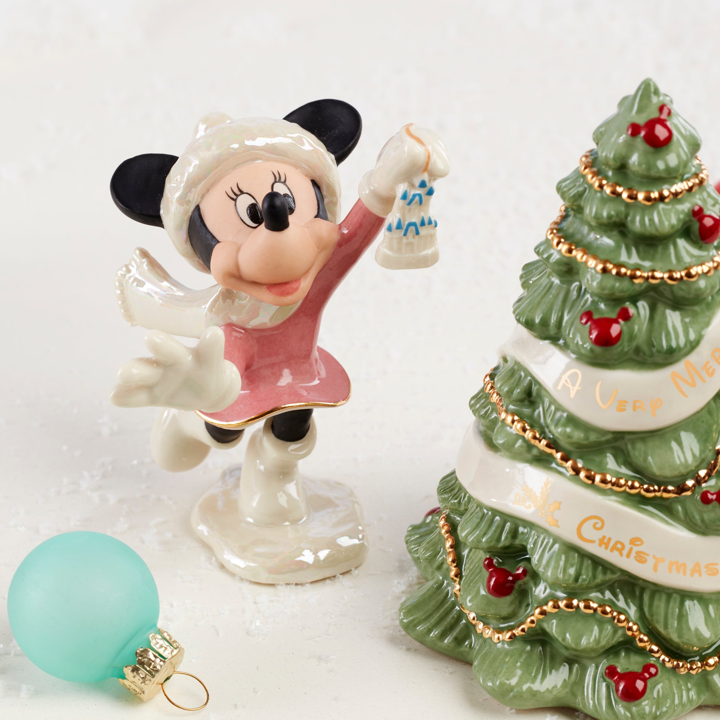 Disney Christmas Figurine Set - Mickey & Minnie Mouse 5-Piece Collection