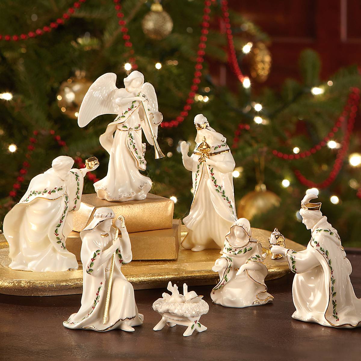 Ceramic Mini Nativity Set with 24K Gold Accents - 7-Piece Holiday Decor