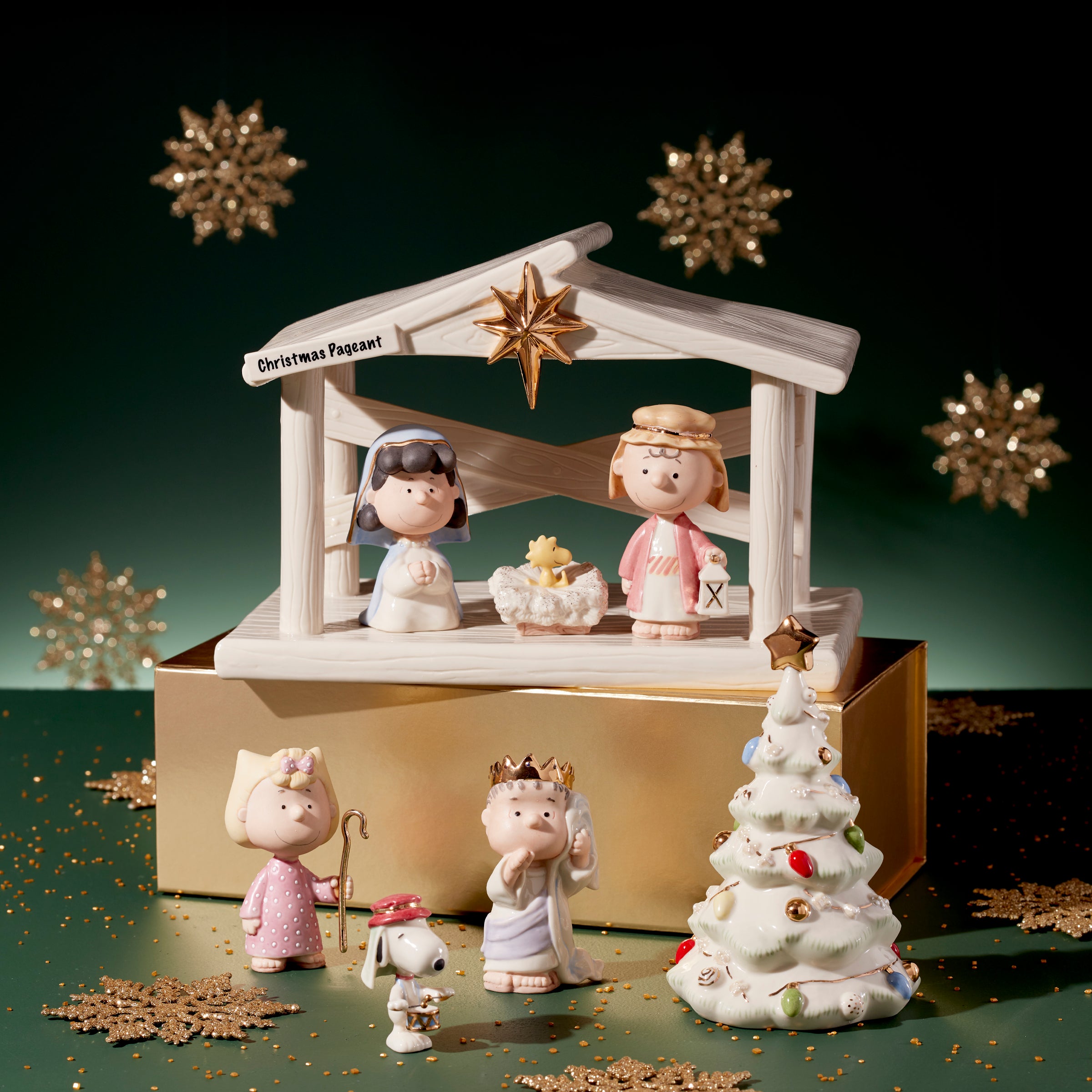 Peanuts Christmas Nativity Set - Porcelain Creche with Gold Accents