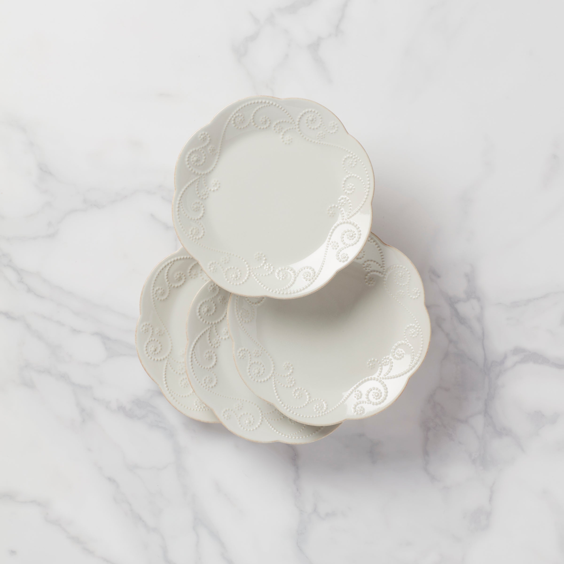 French White Ceramic Dessert Plates Set - 4-Piece Scalloped Edge