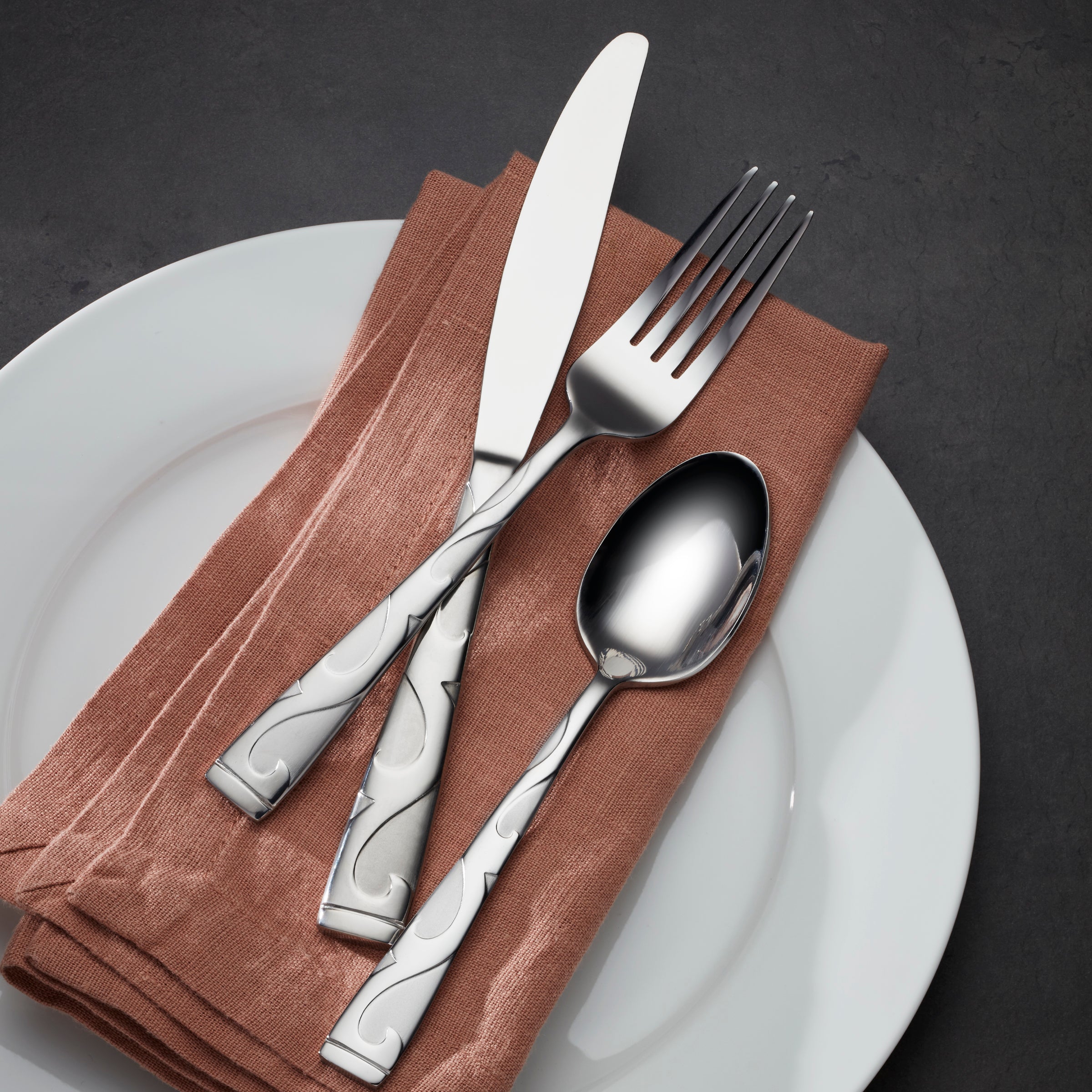 Tuscany 20-Piece Rock-Inspired Flatware Set with Embossed Design
