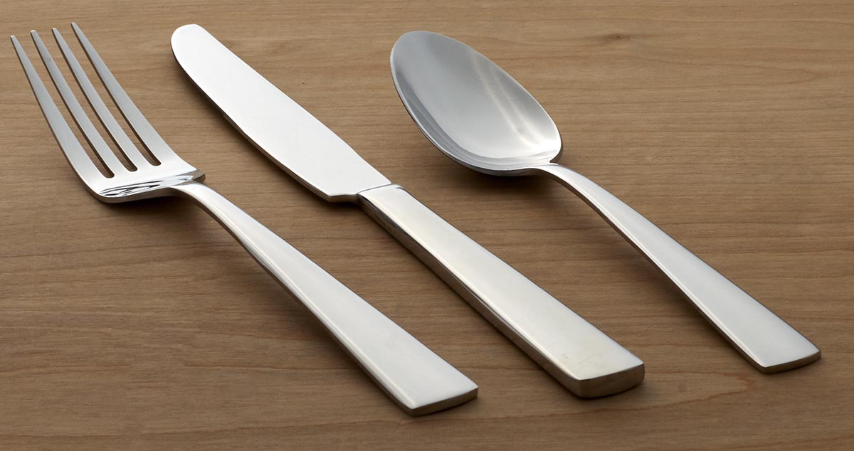 Nocha Satin 20-Piece Flatware Set – Modern Stainless Steel Cutlery