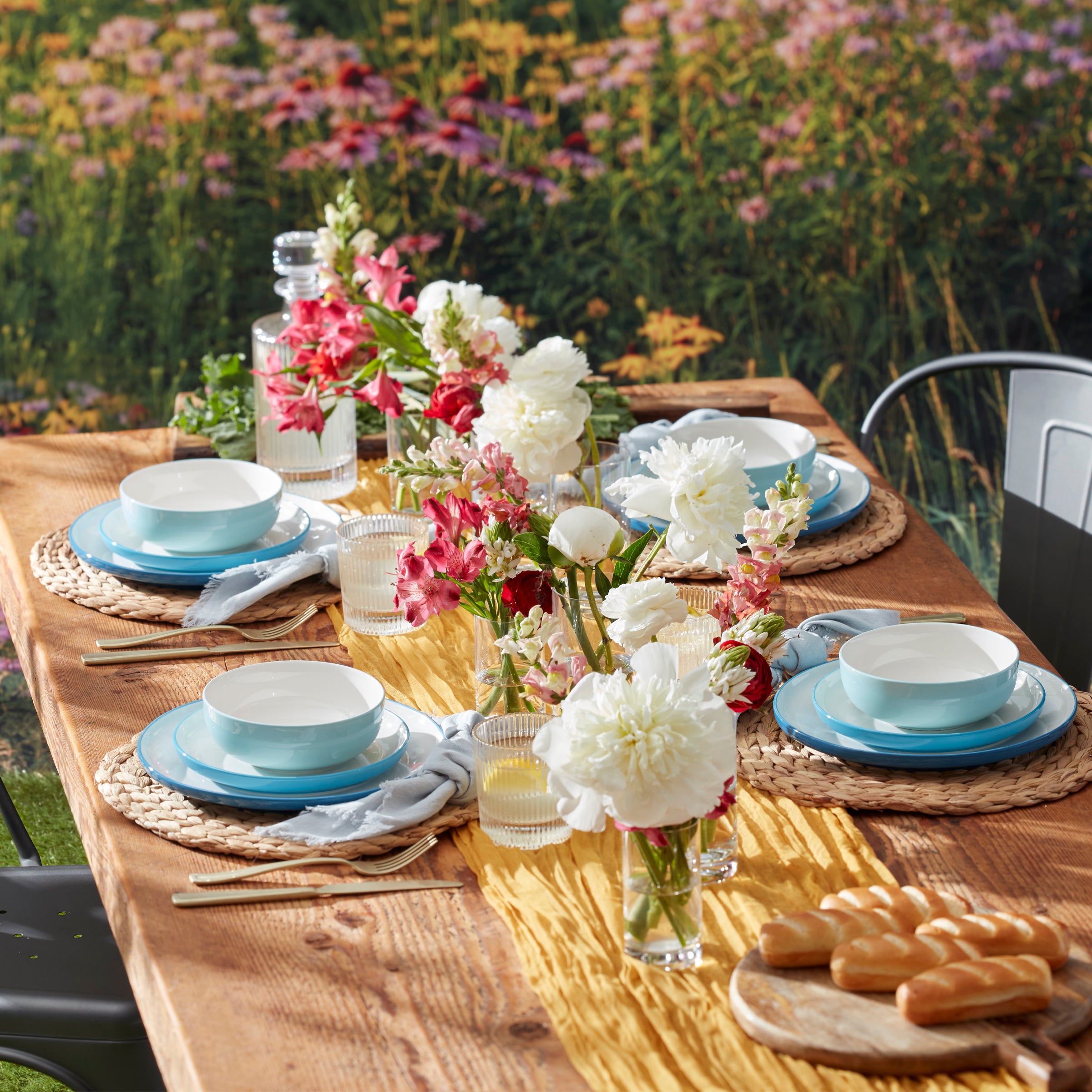 24 Seven Colors Ombre Turquoise Dinnerware Set - 12-Piece