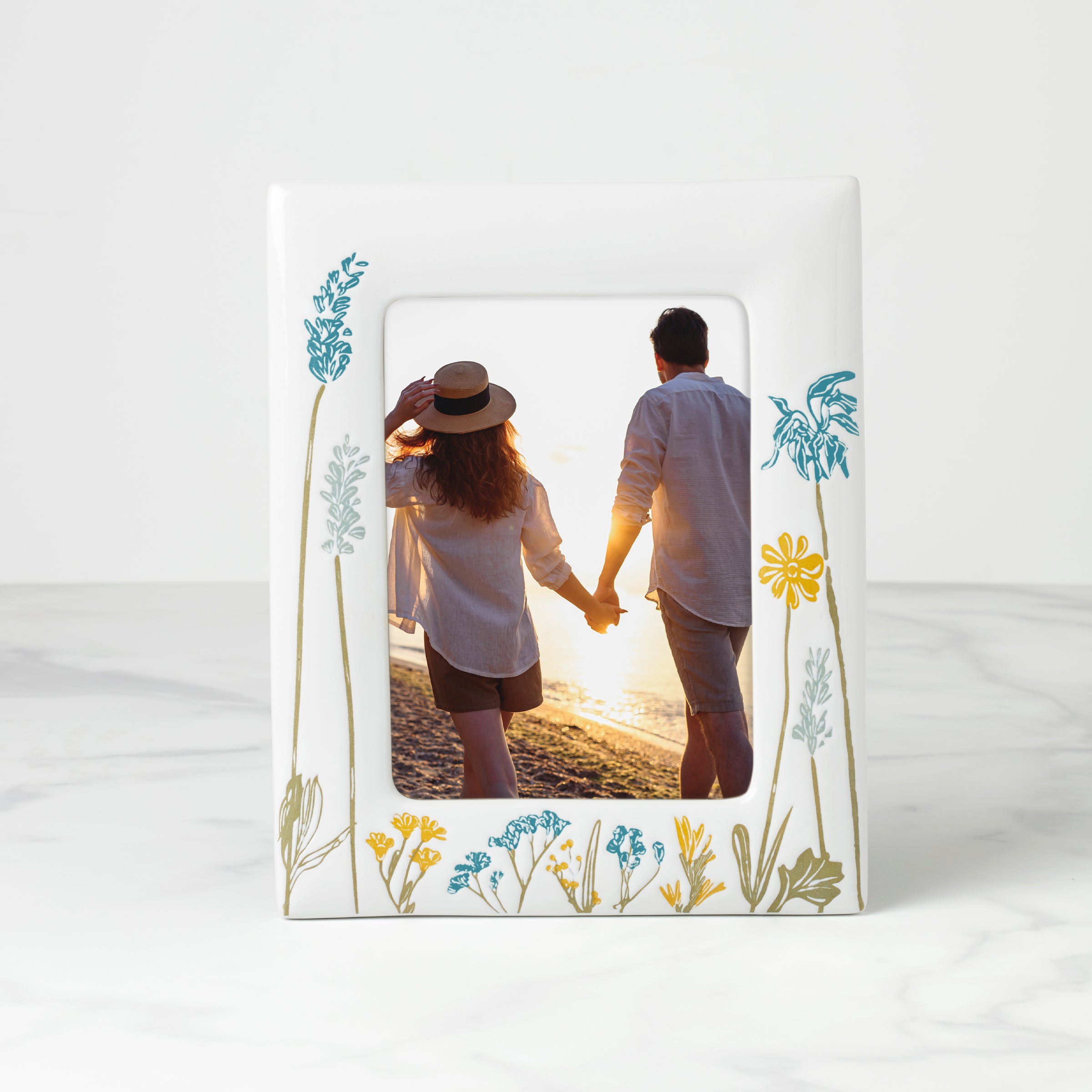 Wildflowers Floral Picture Frame 5x7 Inch - White Bloom Design