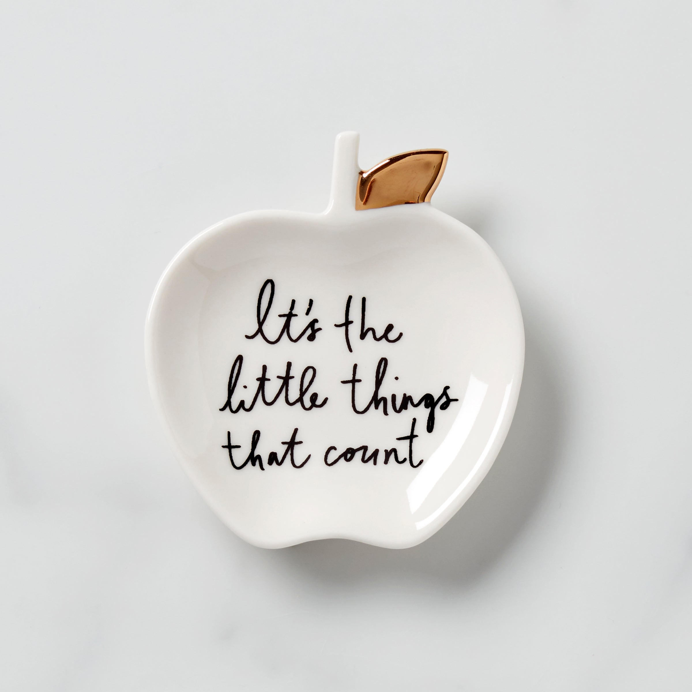 Apple-Shaped Ring Dish with "Little Things" Quote – Charmed Life