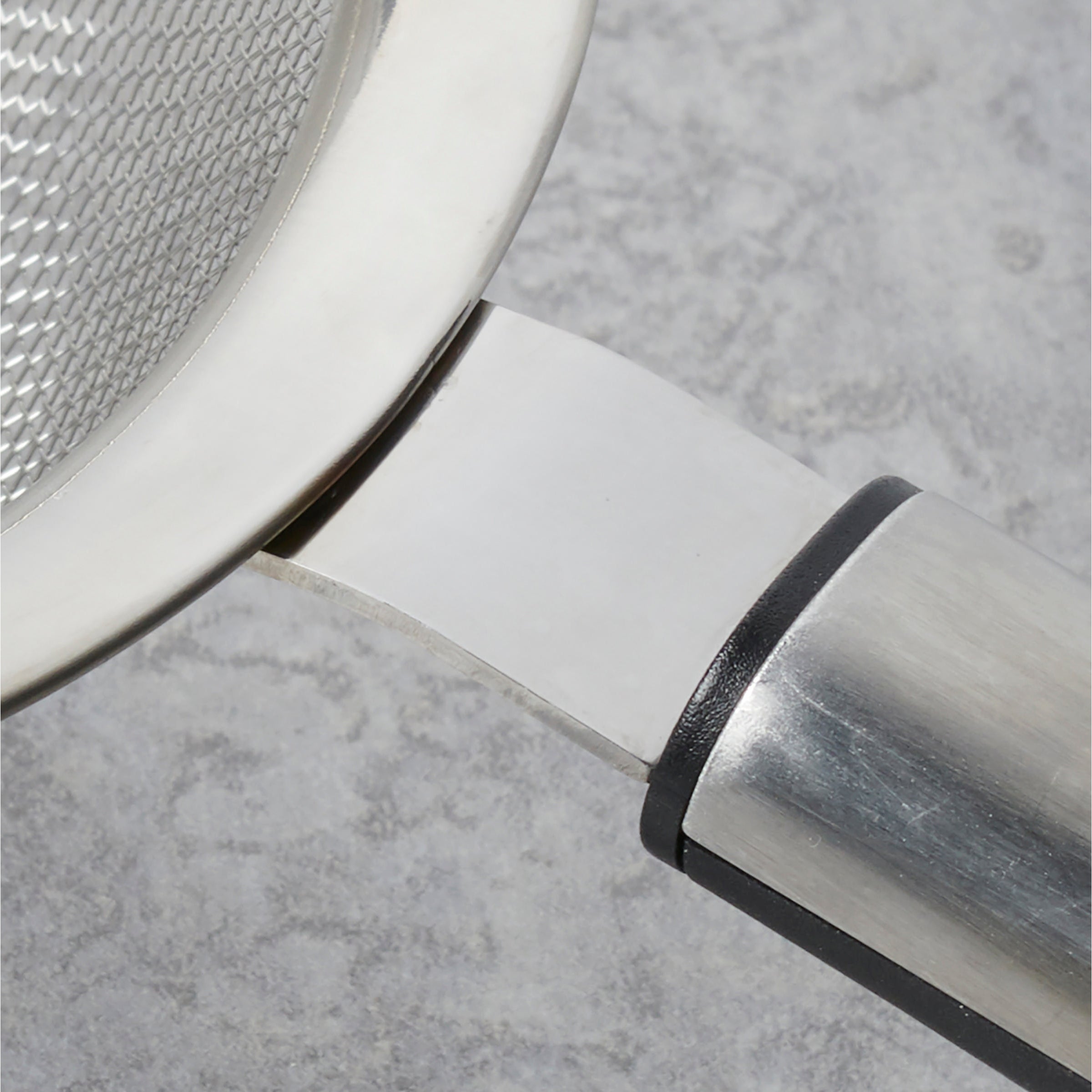 Oneida 6" Stainless Steel Kitchen Strainer - Ergonomic Handle