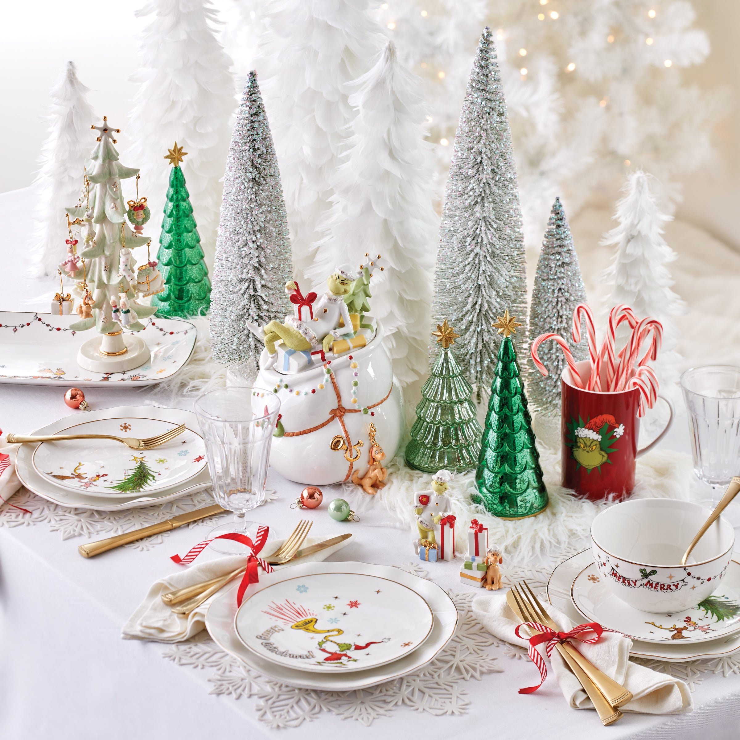 Grinch Christmas Tree Ornament Set - 12-Piece Holiday Decor
