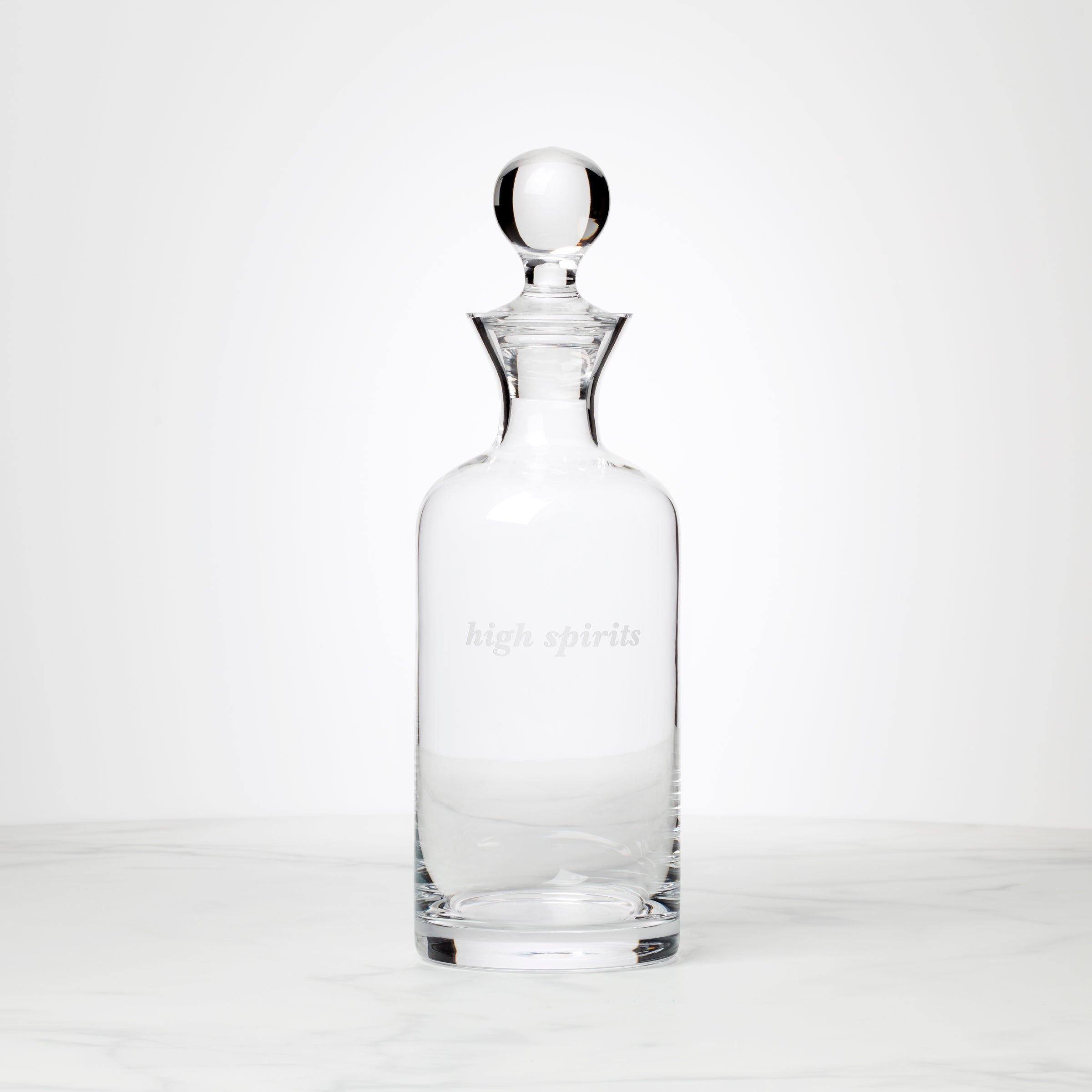 Elegant Glass Decanter for Whiskey & Spirits