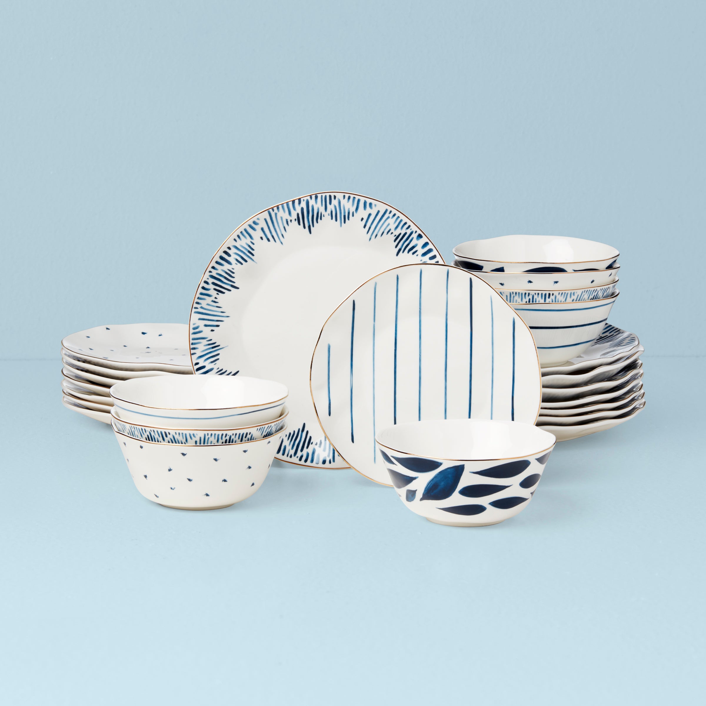 Blue Bay 24-Piece Dinnerware Set with Gold Accents & Organic Edges