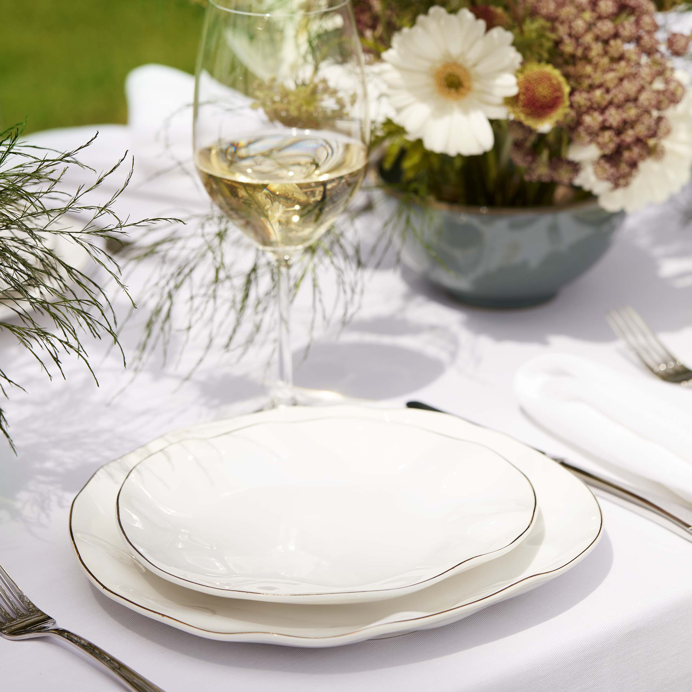 Blue Bay 24-Piece White Dinnerware Set with Gold Trim