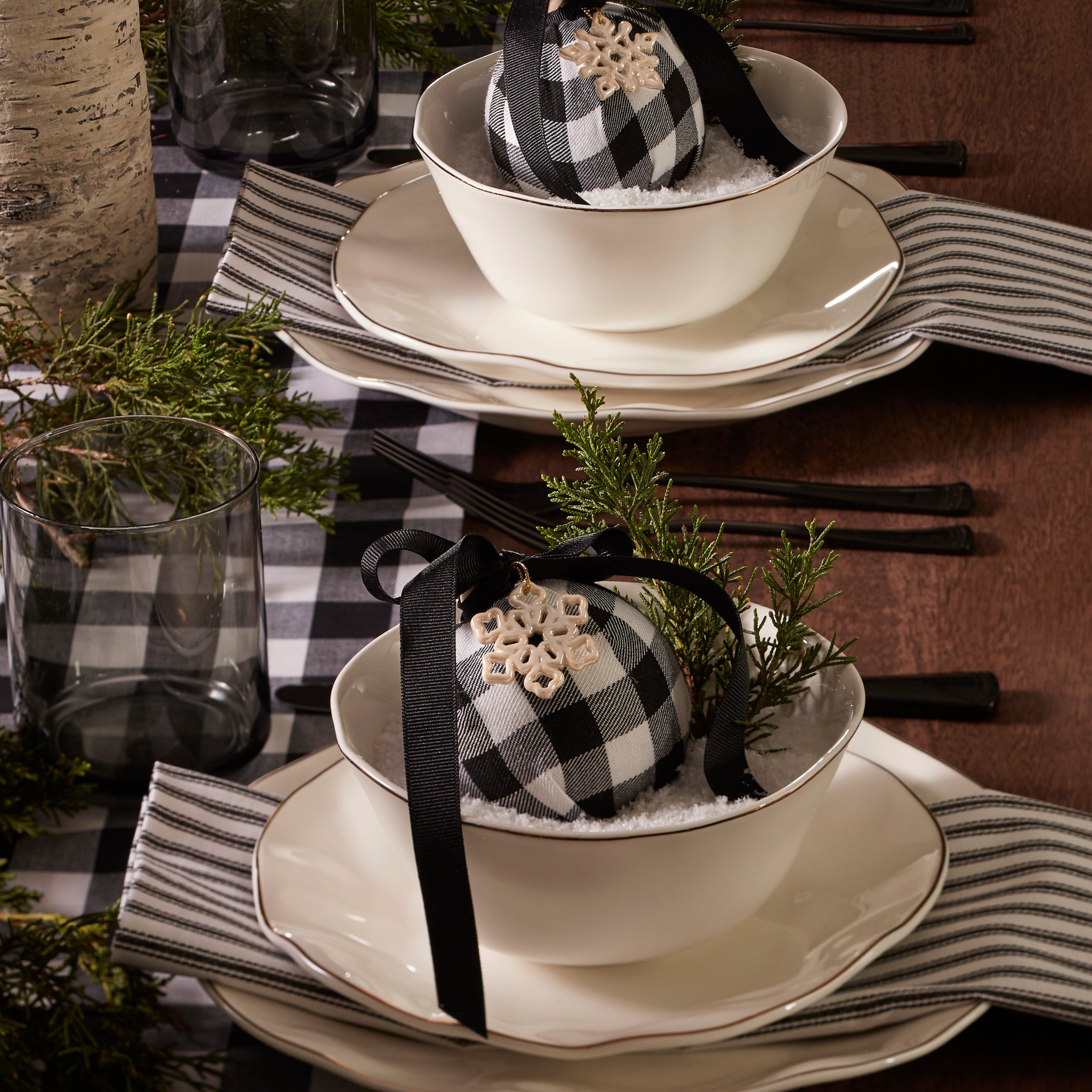 Blue Bay 24-Piece White Dinnerware Set with Gold Trim
