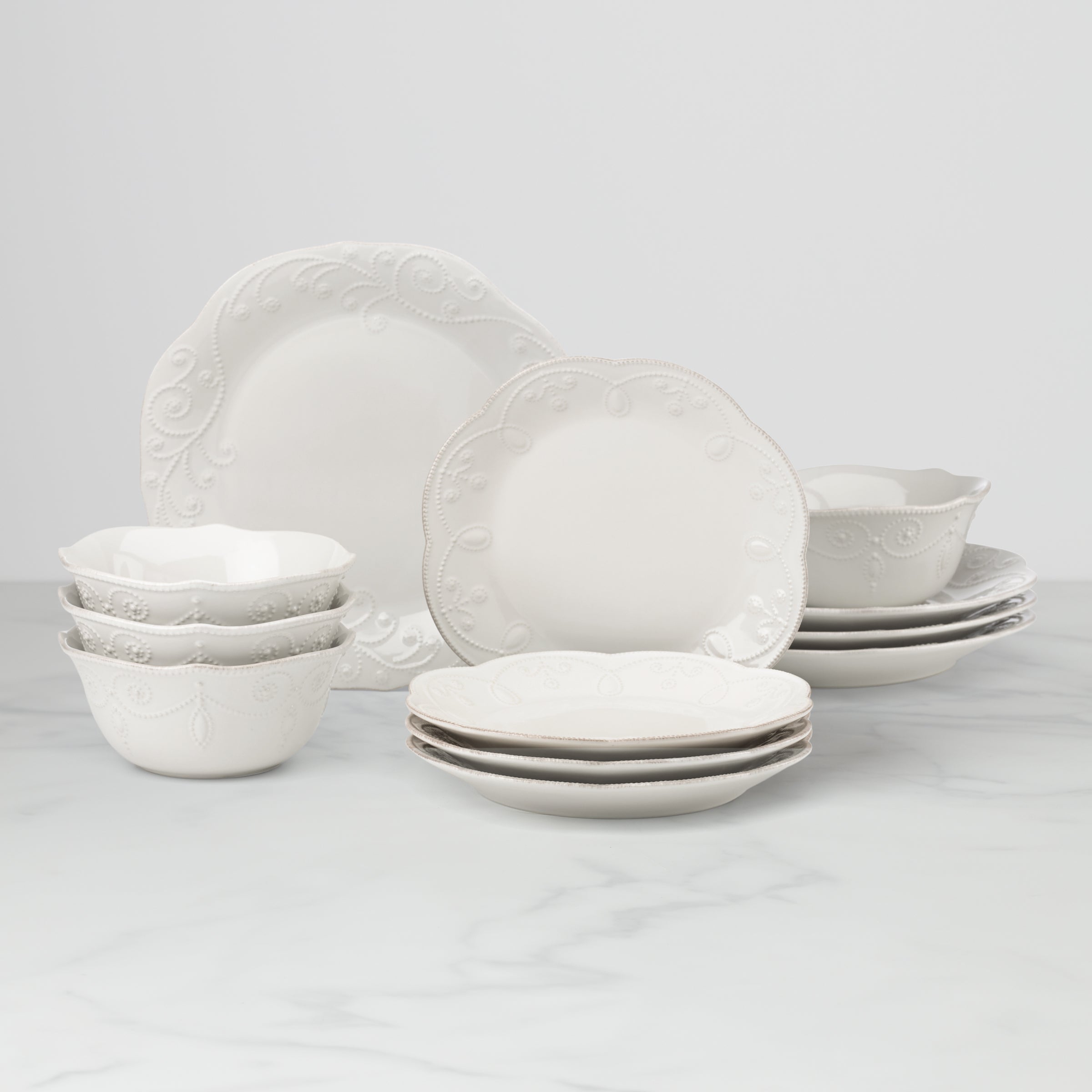 French White Ceramic Dinnerware Set - 12-Piece Scalloped Edge with Dot Pattern