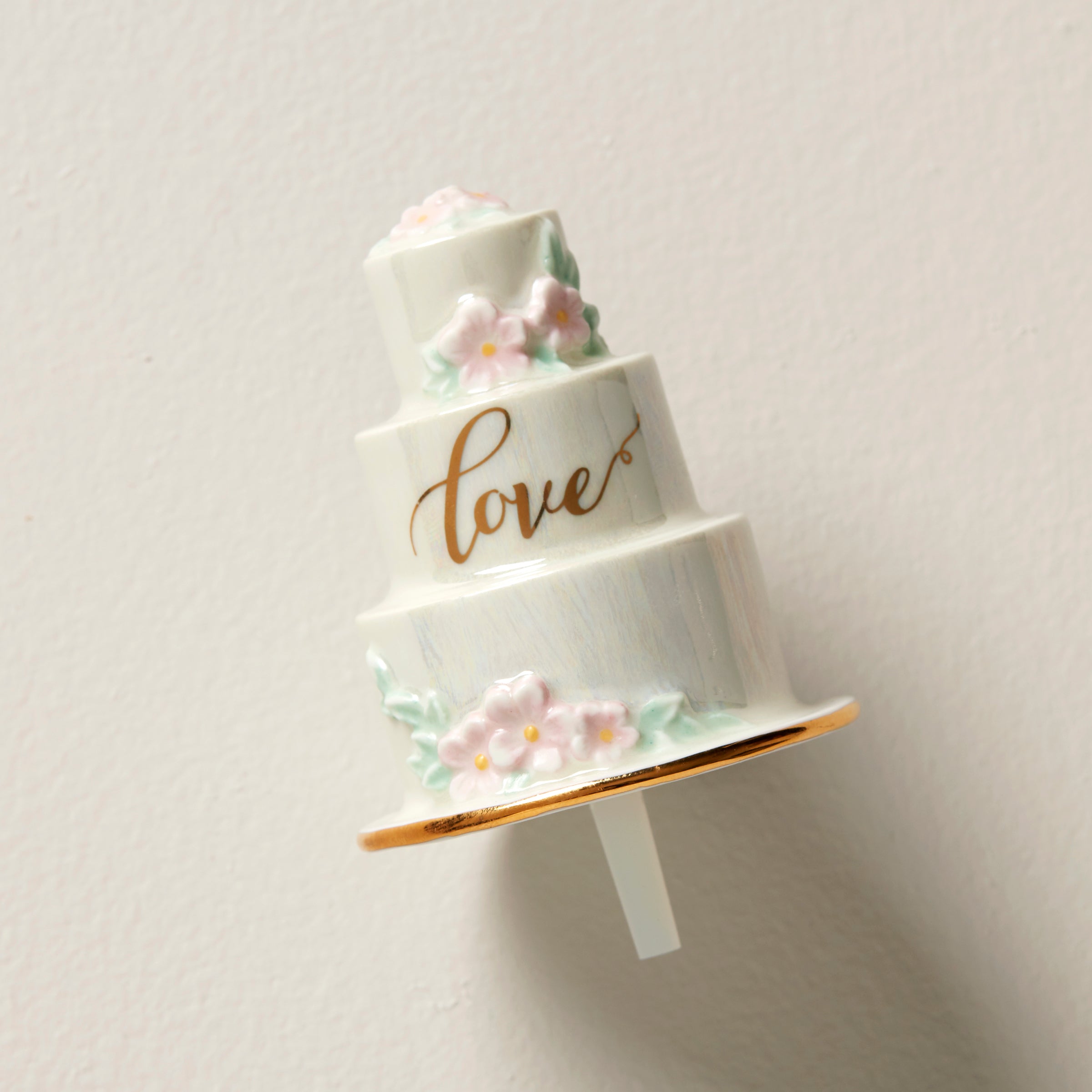 Wedding Cake Plate Popper - Profile Poppers Table Decor