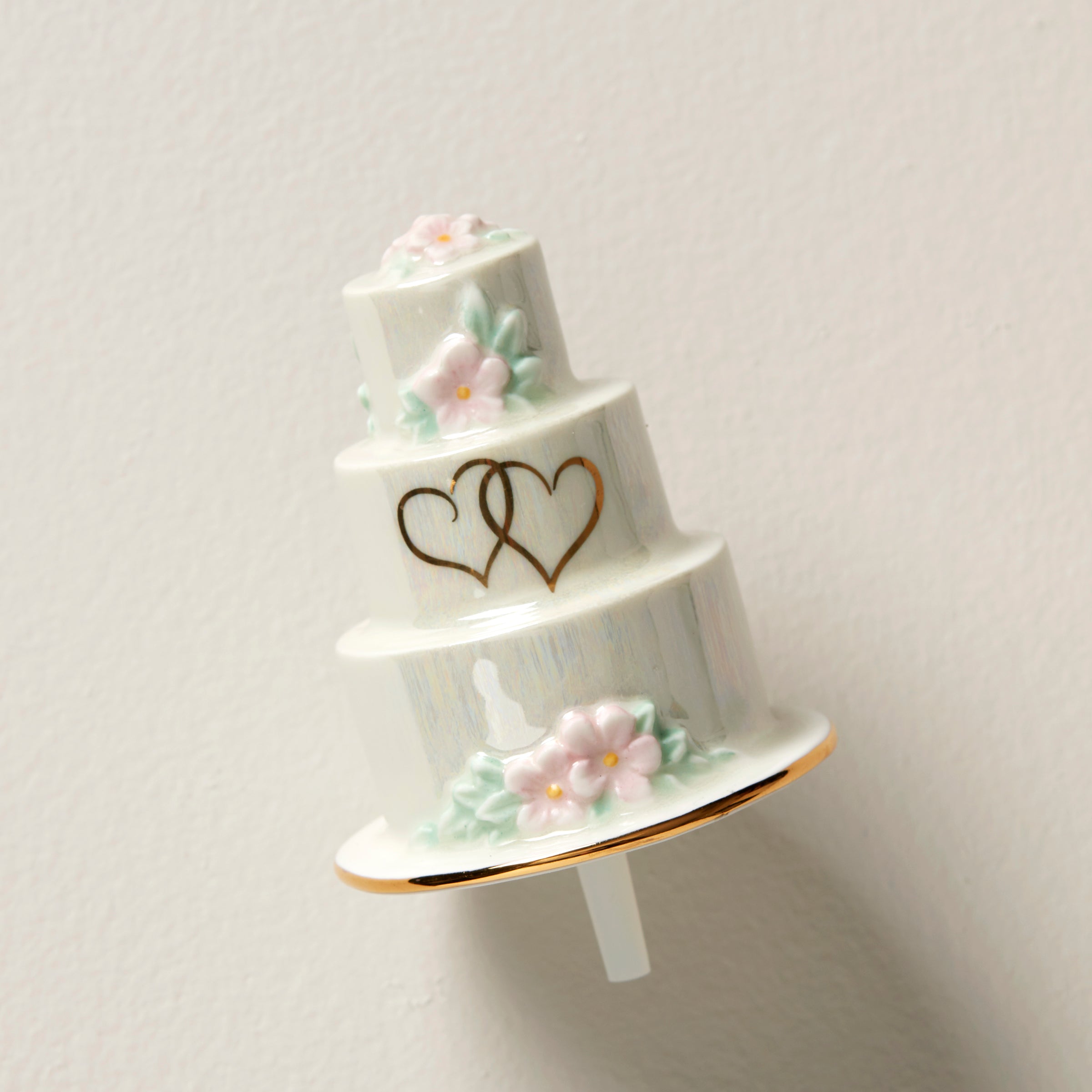 Wedding Cake Plate Popper - Profile Poppers Table Decor