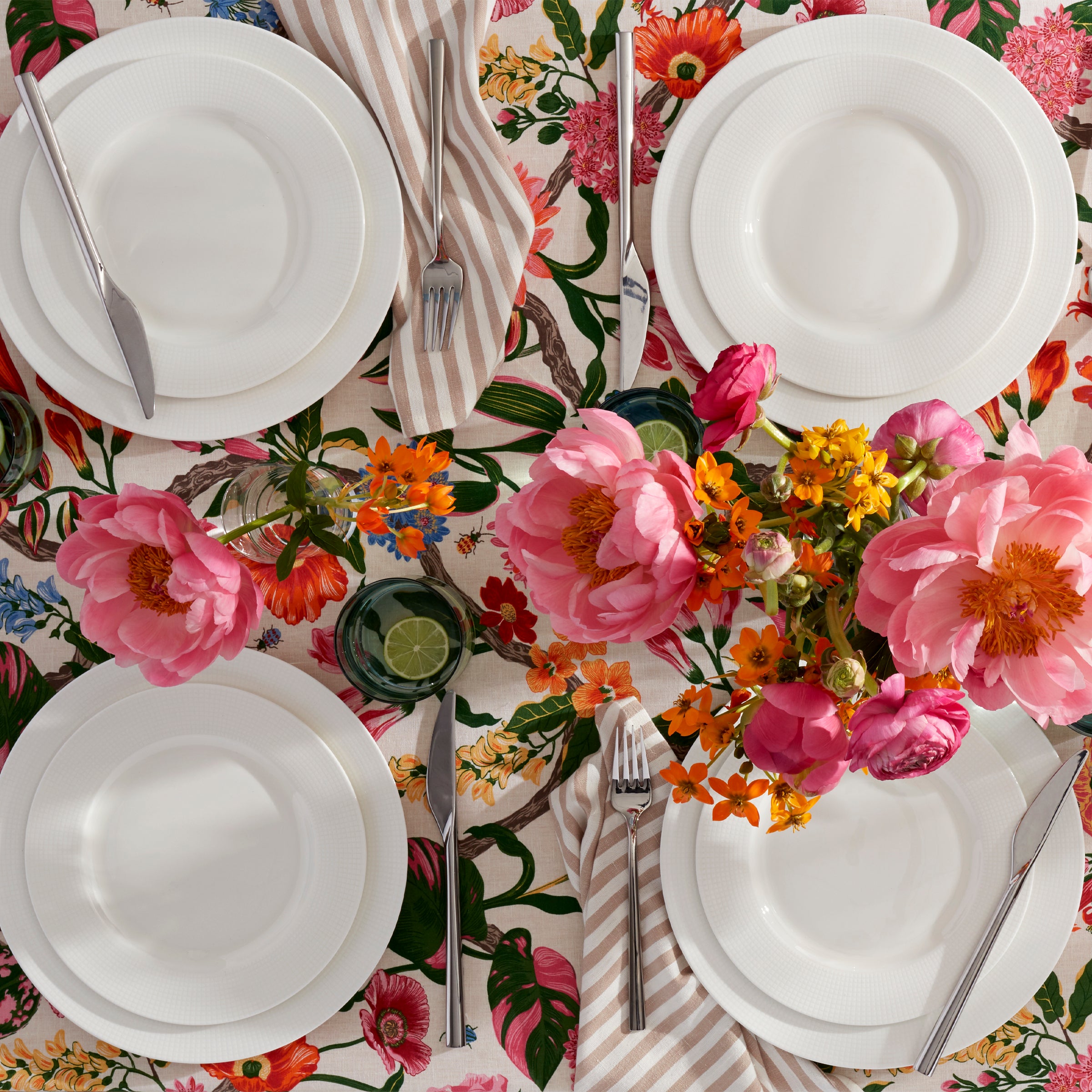 Tuscany Classics White Accent Plates - Set of 6 Elegant Dinnerware