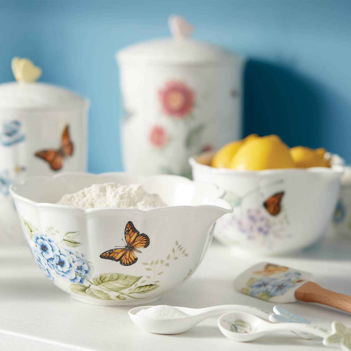 Butterfly Meadow Ceramic Nesting Bowls Set - Floral Design