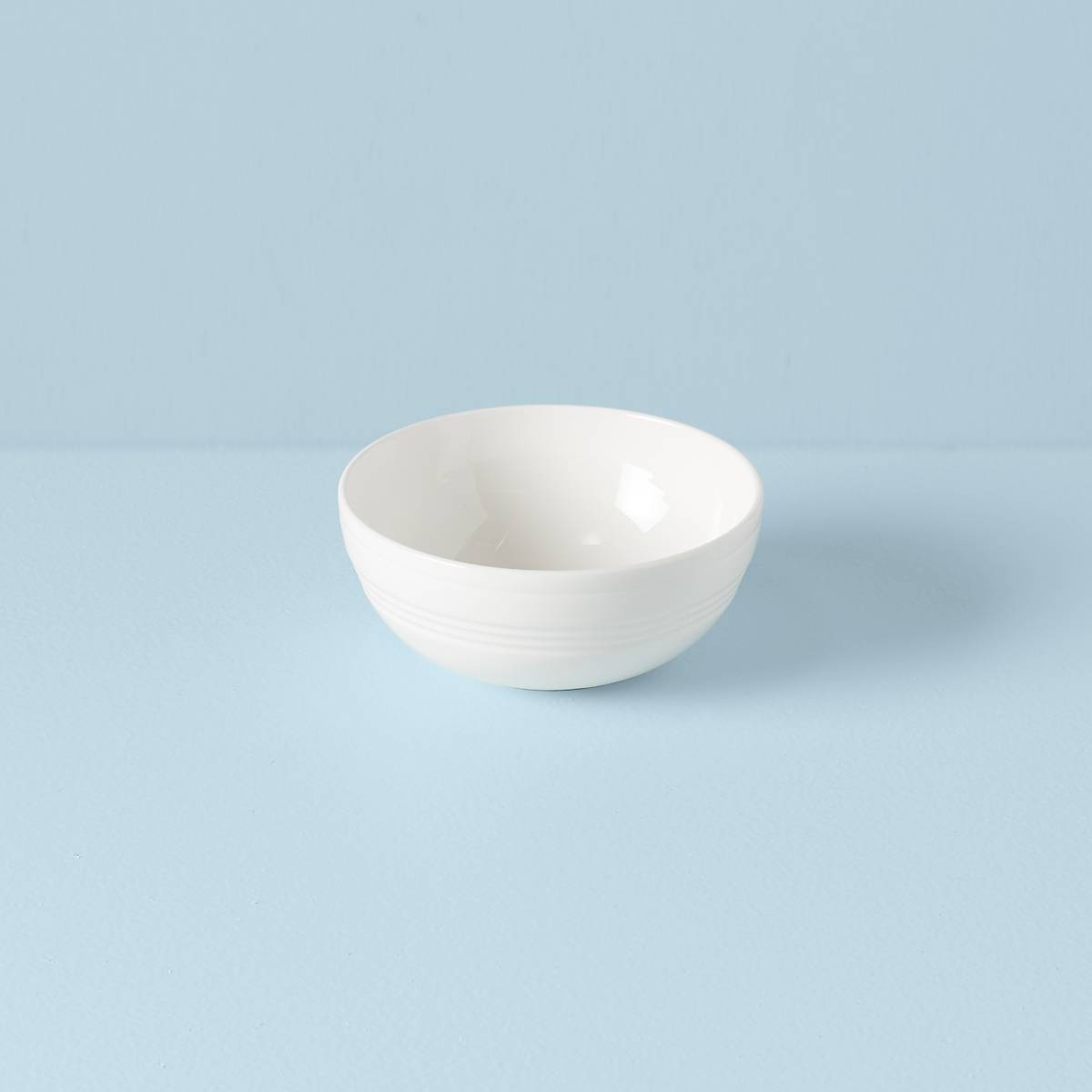 Porcelain Fruit Bowl with Corrugated Design – Tin Can Alley Style