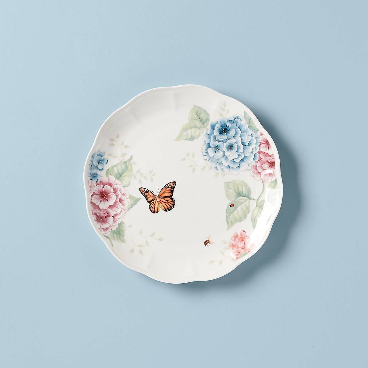Butterfly Meadow Hydrangea Scalloped Edge Dinner Plate